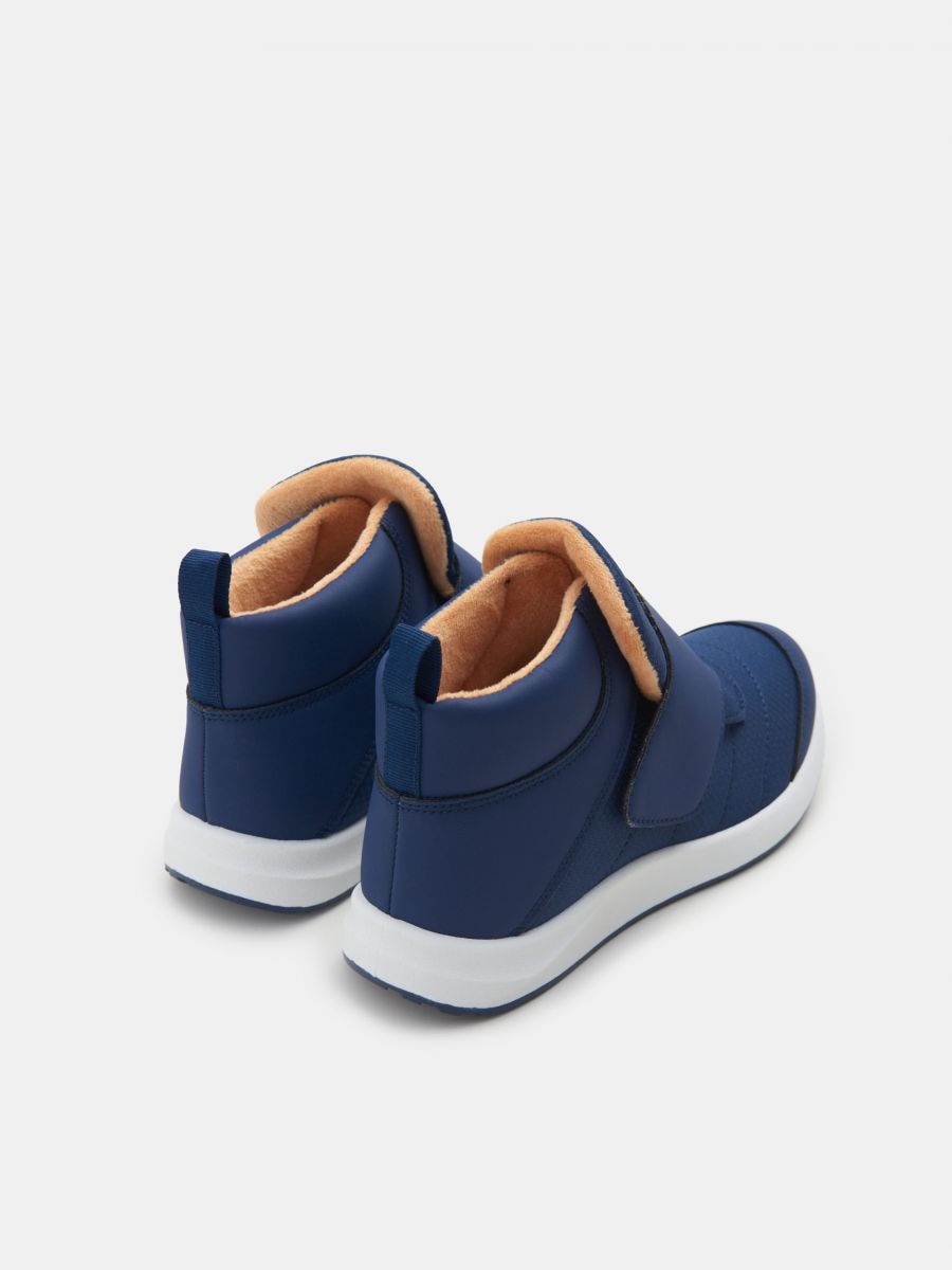Sneakersy za kostkę Kolor granatowy  7624R-59X