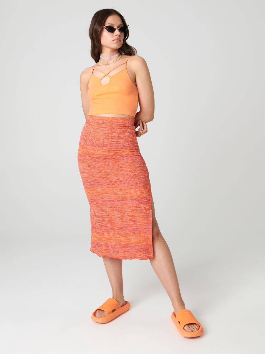 Crop top w prążki Kolor pomarańczowy  8961J-22X