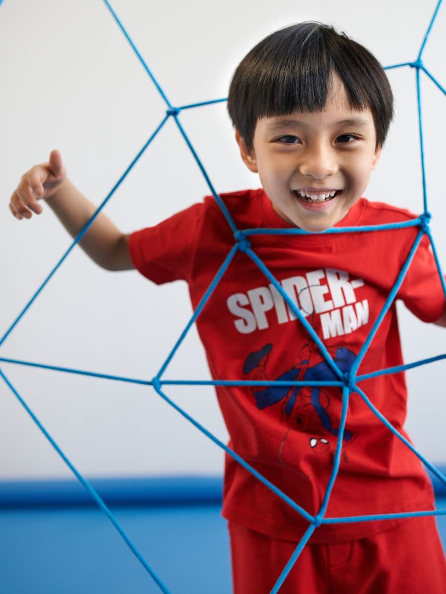 Komplet: koszulka i szorty Spiderman Kolor czerwony  3043M-33X