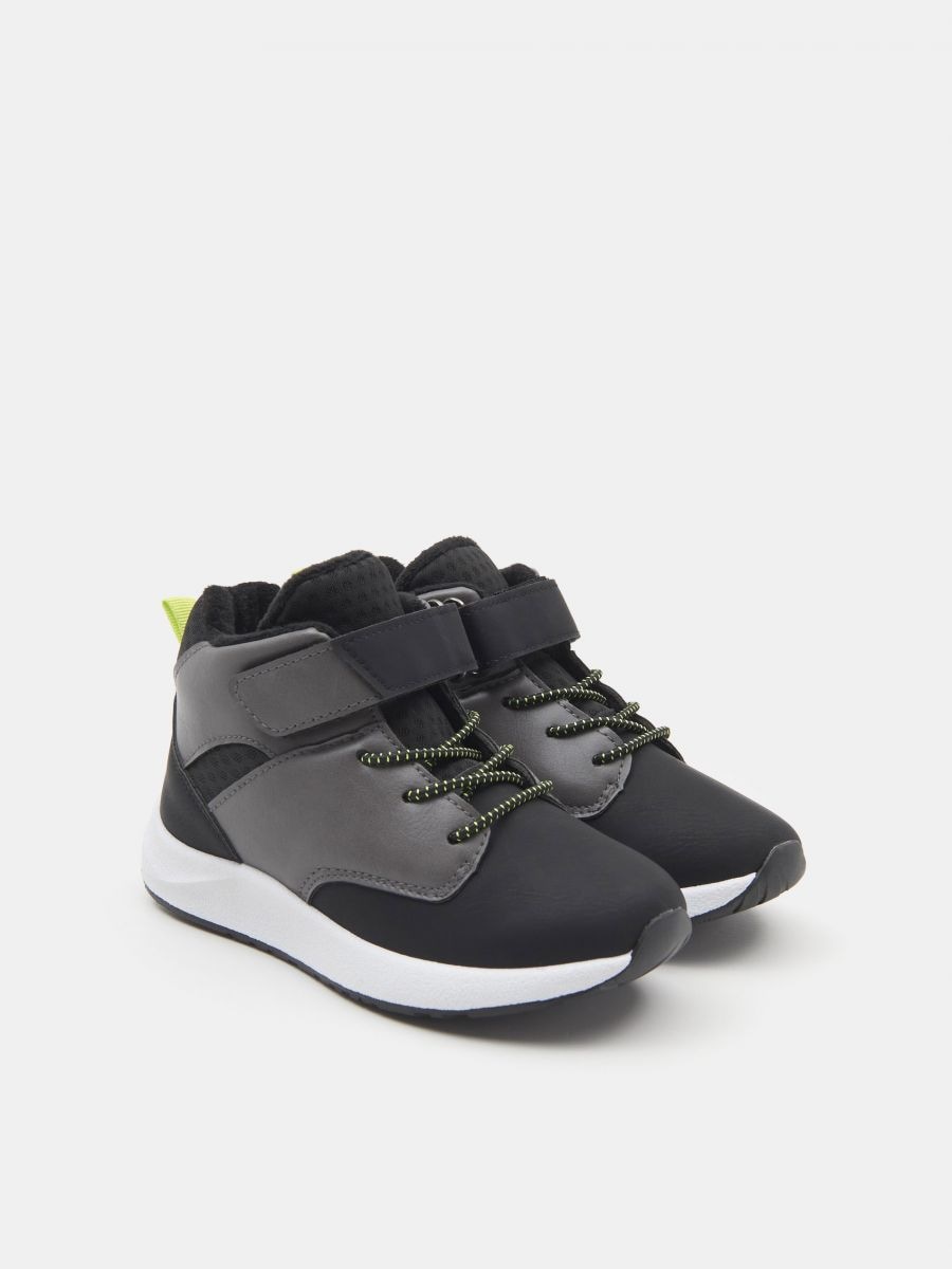 Sneakersy za kostkę Kolor czarny  7626R-99X