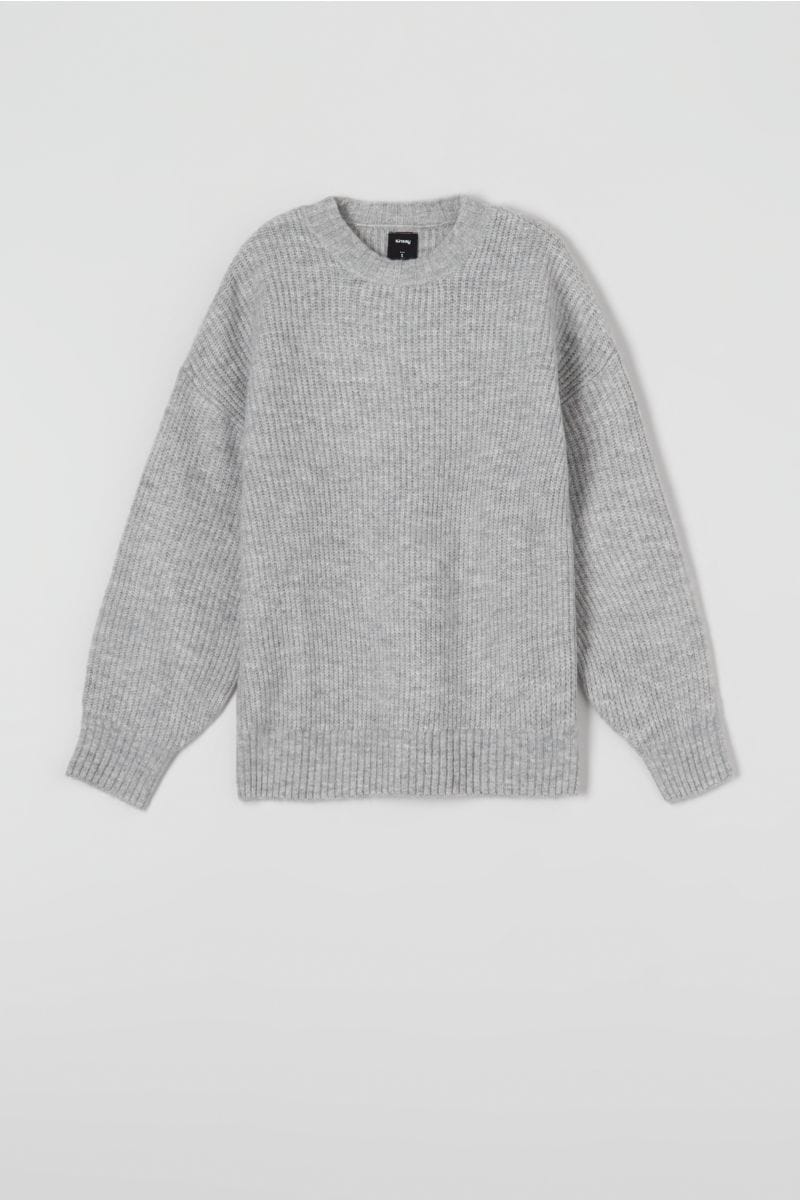 Sweter w prążki Kolor szary  7328J-9MM
