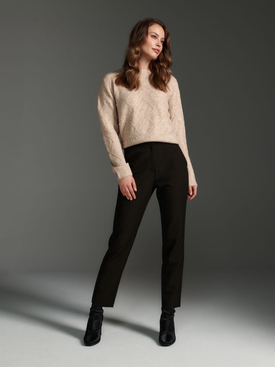 Sweter z ażurowym wzorem Kolor beżowy  3749X-08M