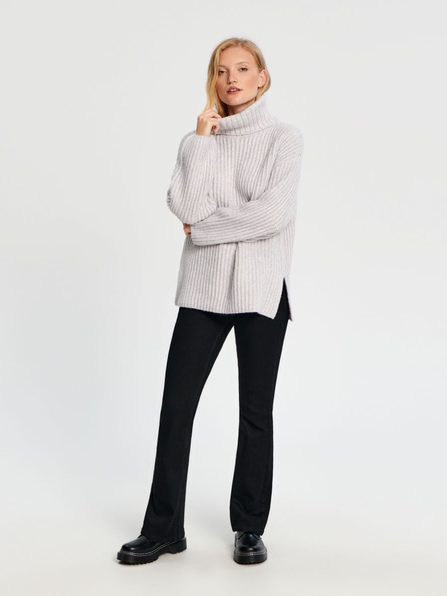 Sweter z golfem Kolor szary  3405X-09M
