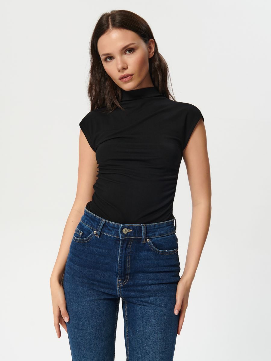 Jeansy mom high waist Kolor granatowy  SD139-59J