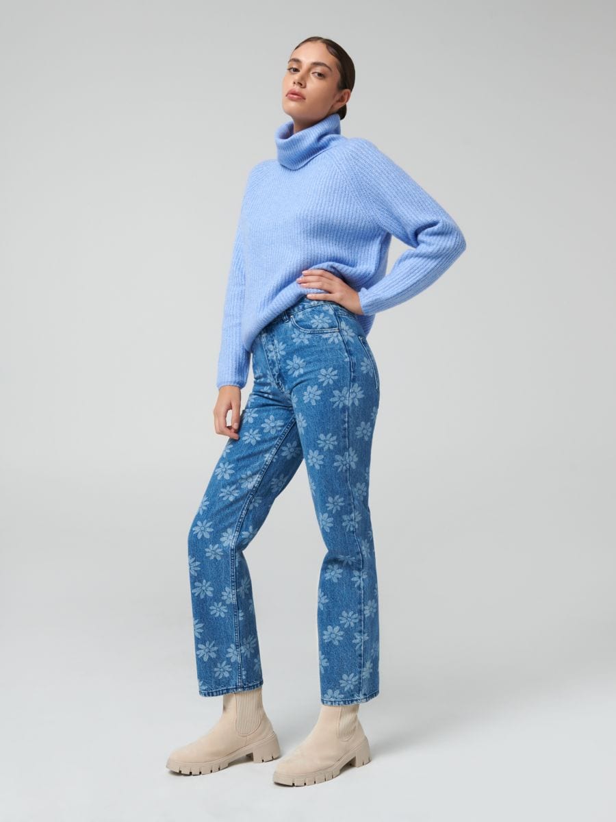 Sweter z golfem Kolor błękitny  9928A-05M
