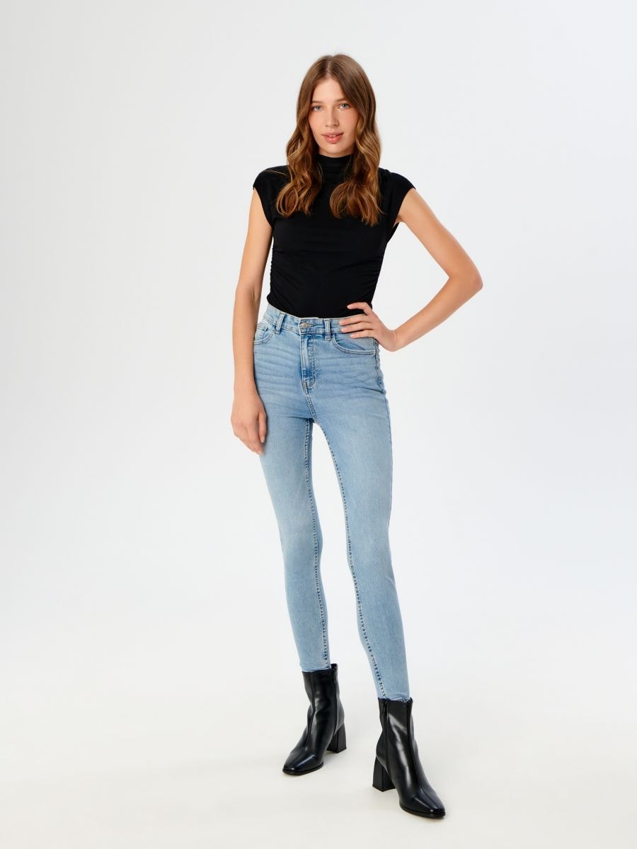 Jeansy skinny high waist Kolor niebieski  ZT884-05J