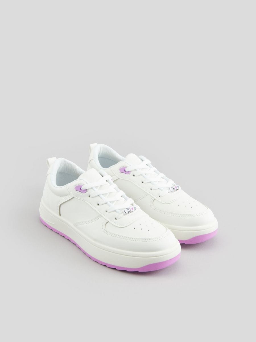 Sneakersy Kolor biały  9084I-00X