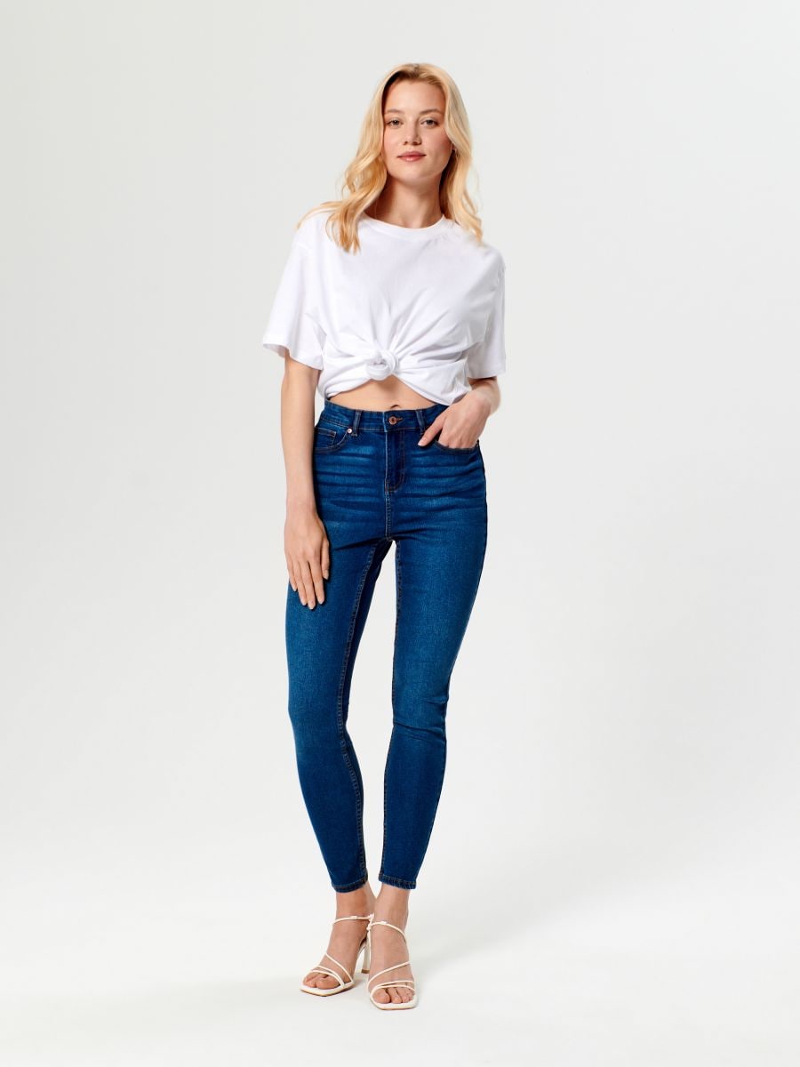 Jeansy skinny mid waist Kolor granatowy  QE153-59J