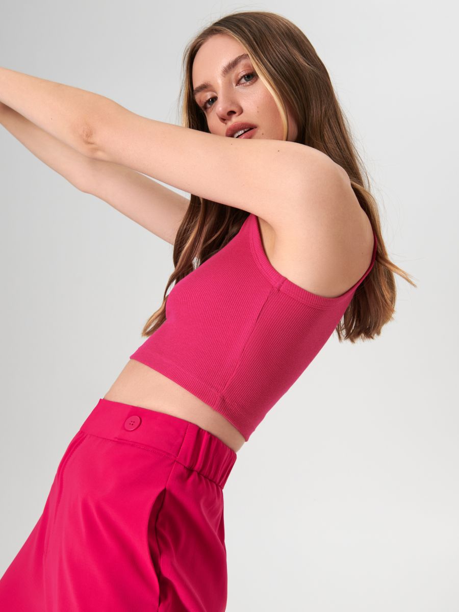 Crop top w prążki Kolor różowy  YZ123-43X