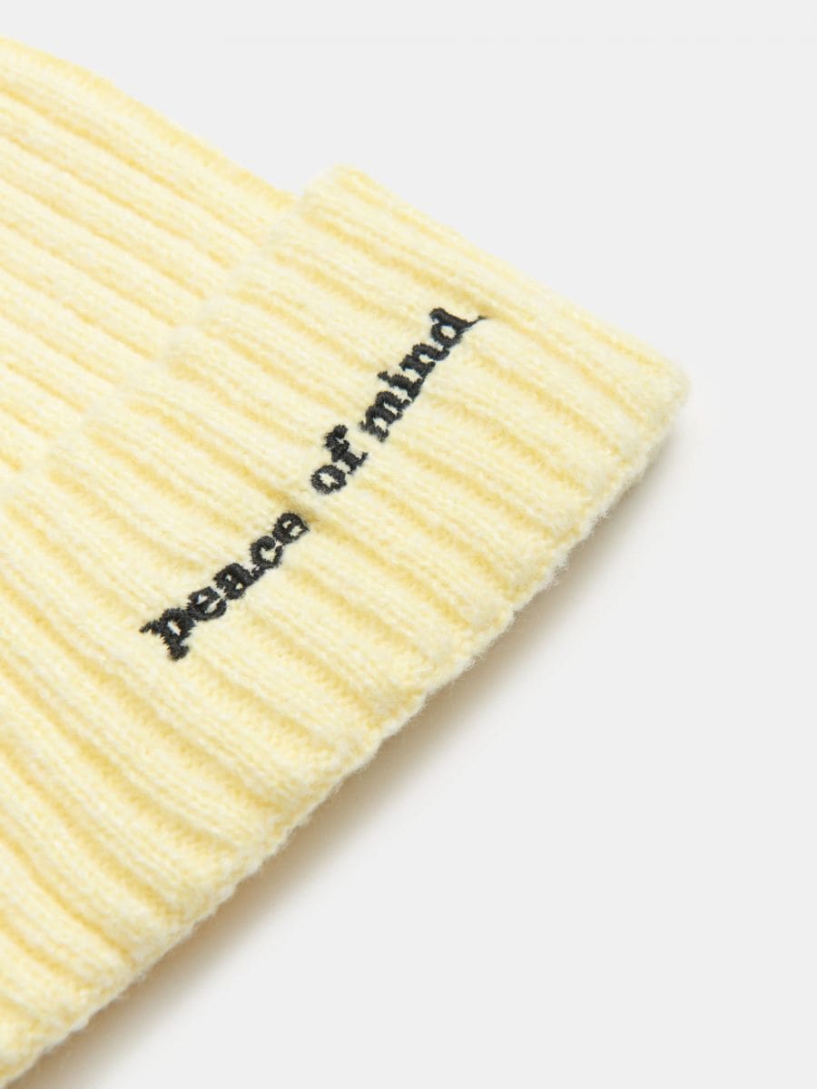 Czapka beanie Kolor żółty  8739F-10M