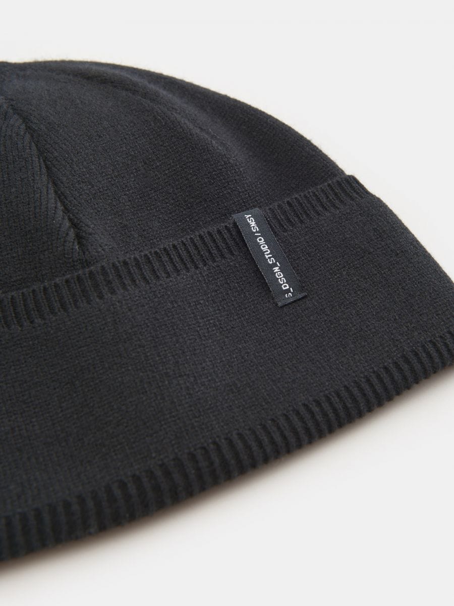 Czapka beanie Kolor czarny  8318I-99X