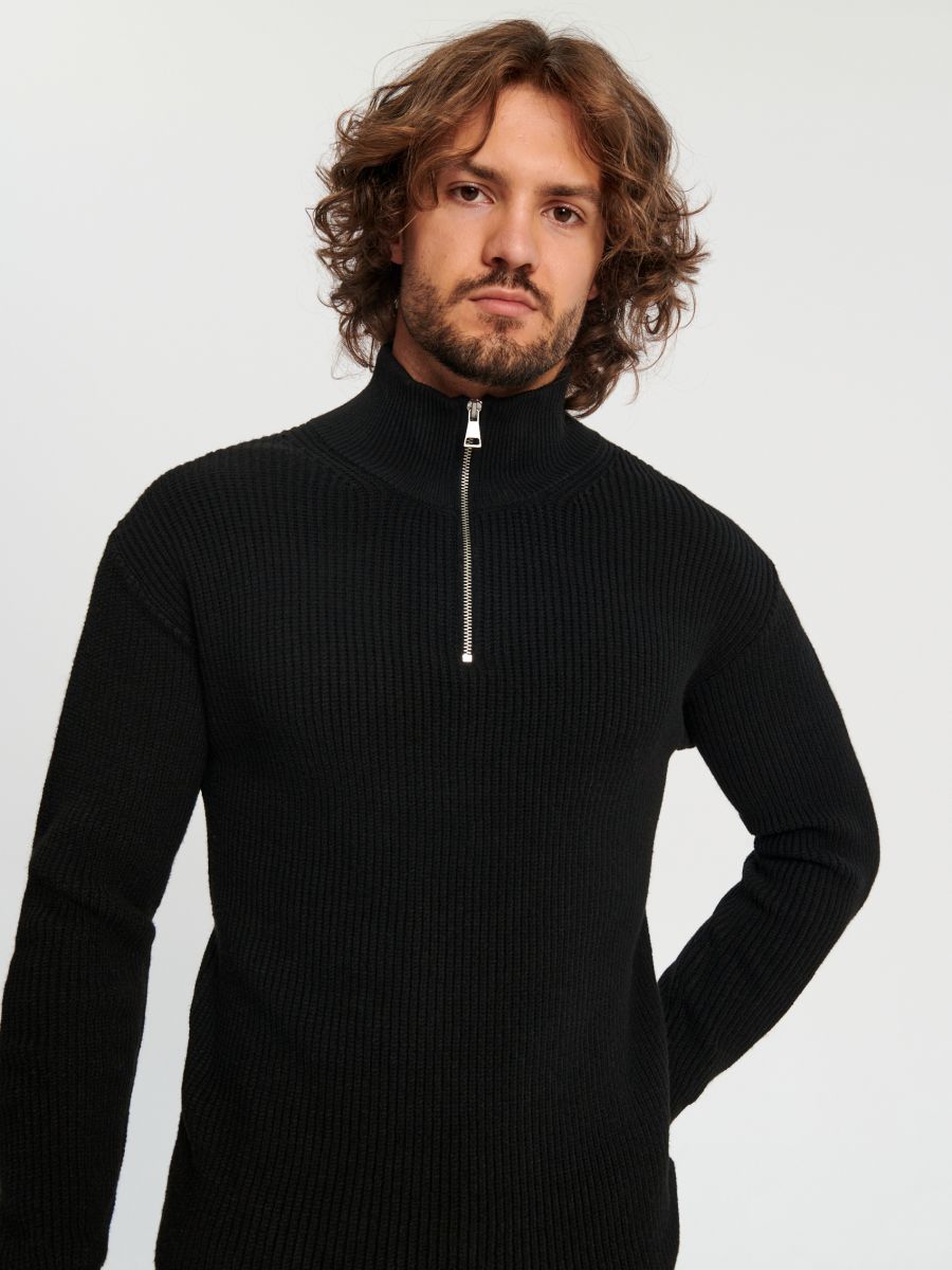 Sweter z rozpinanym golfem Kolor czarny  0234D-99X
