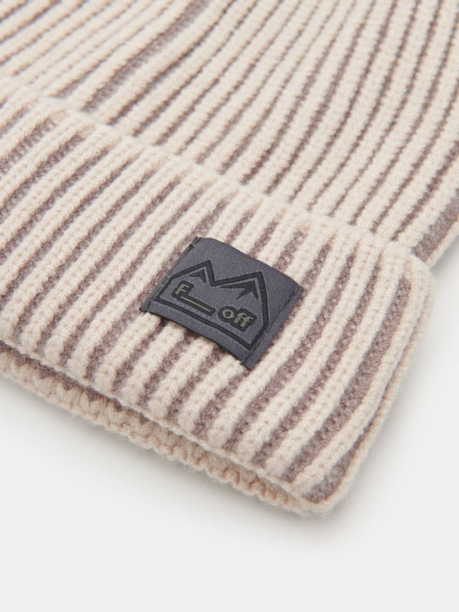 Czapka beanie Kolor szary  9536I-09X