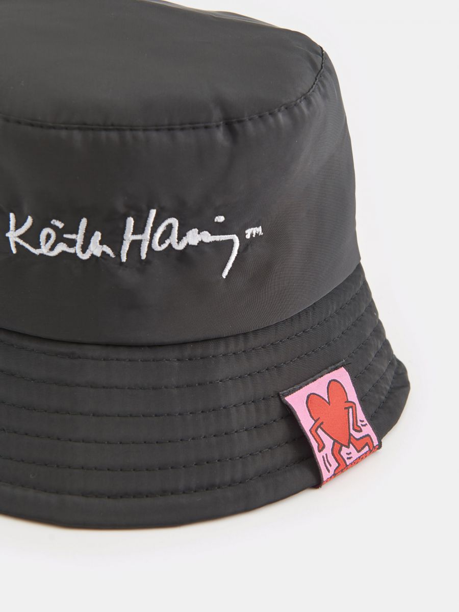 Kapelusz bucket hat Keith Haring Kolor czarny  7655P-99X