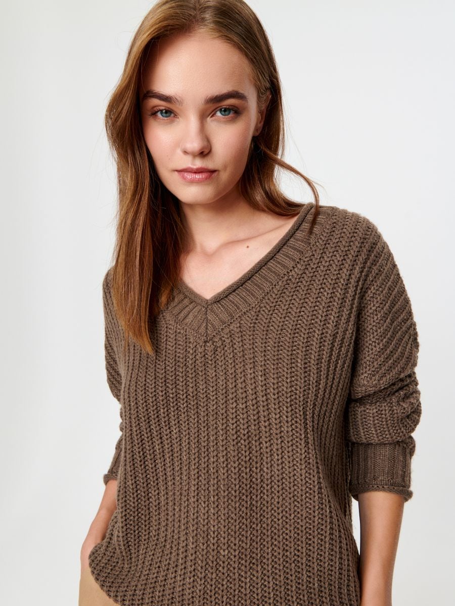 Sweter w prążki Kolor brązowy  3359X-88X