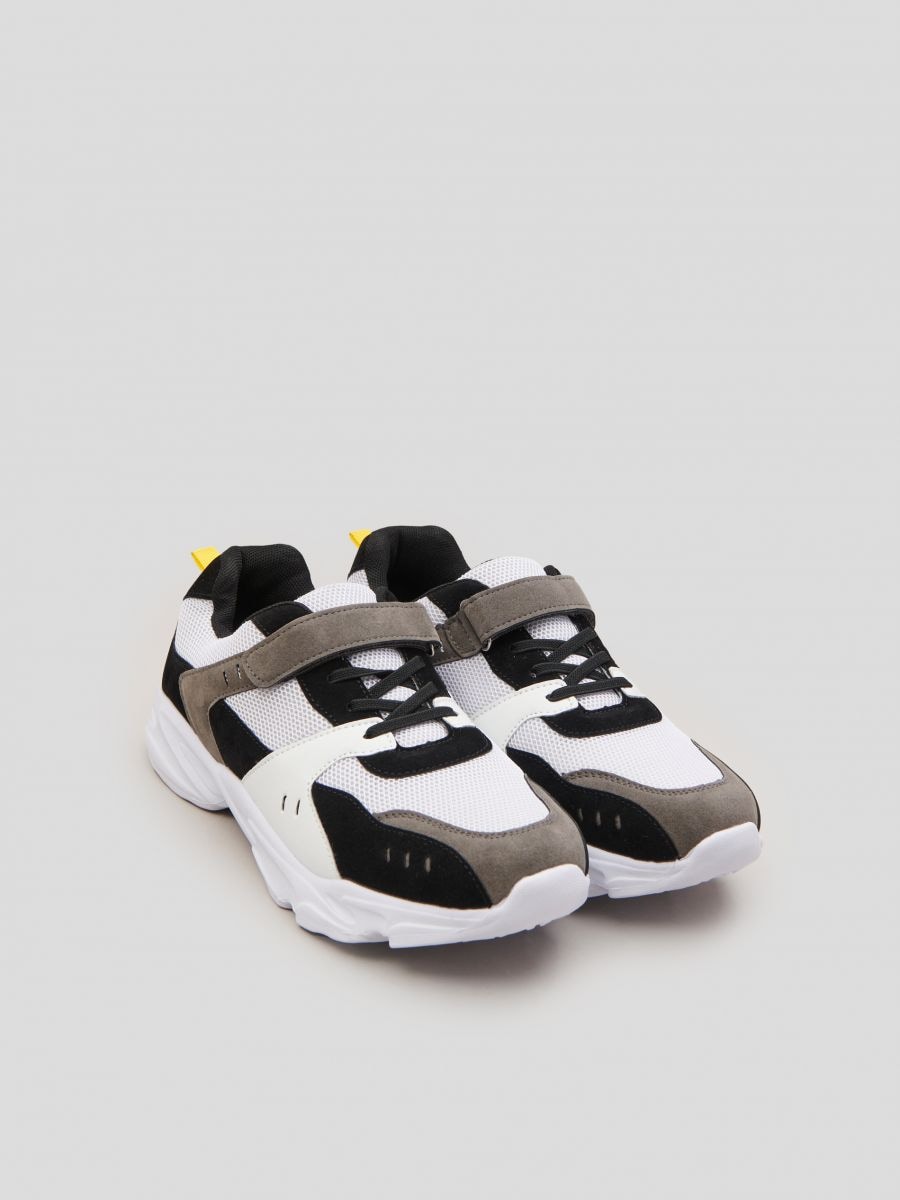 Sneakersy na rzepy Kolor czarny  7194P-99X
