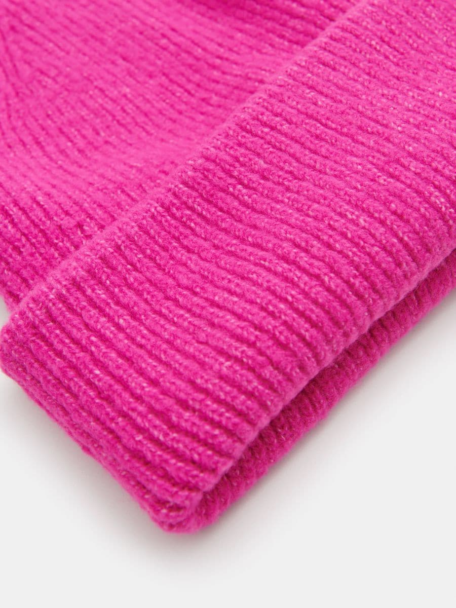Czapka beanie Kolor różowy  8724F-43M