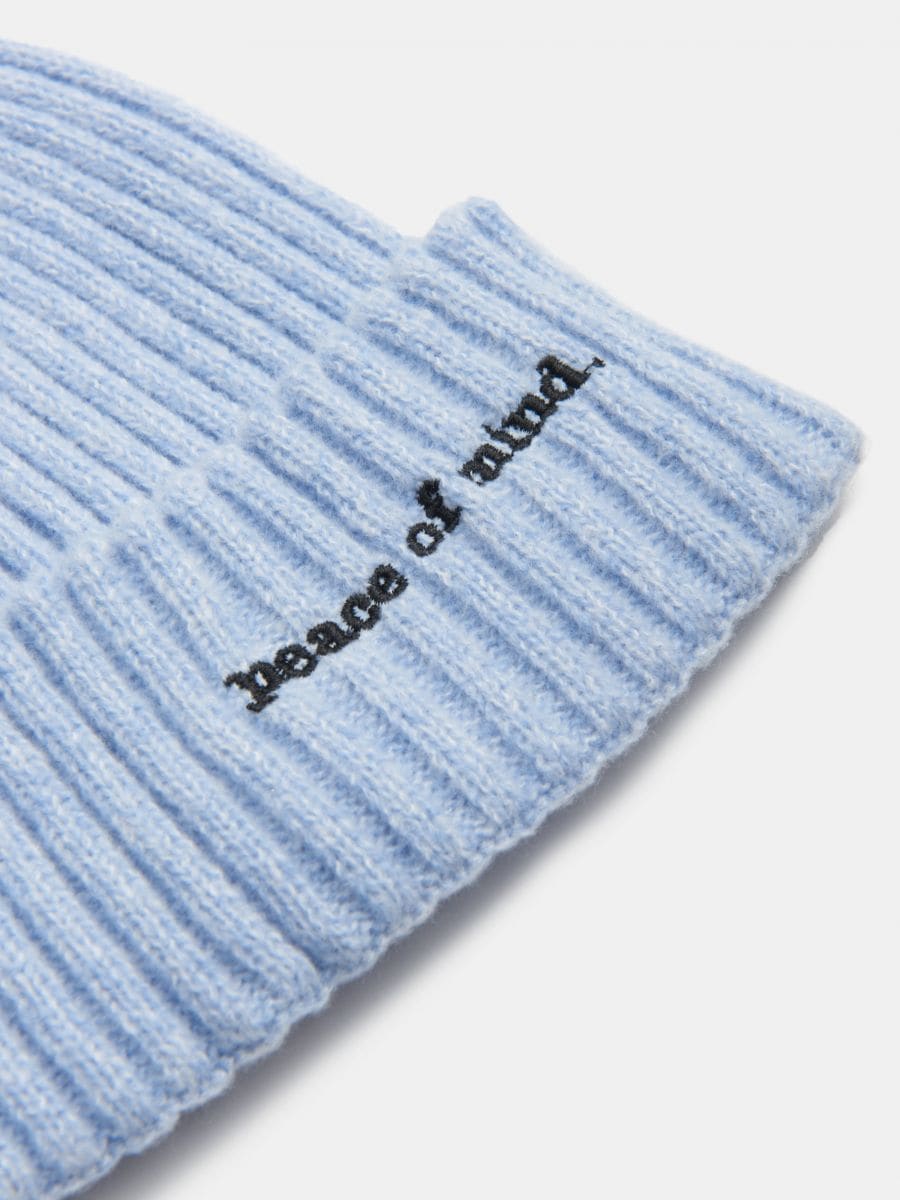 Czapka beanie Kolor błękitny  8739F-05M