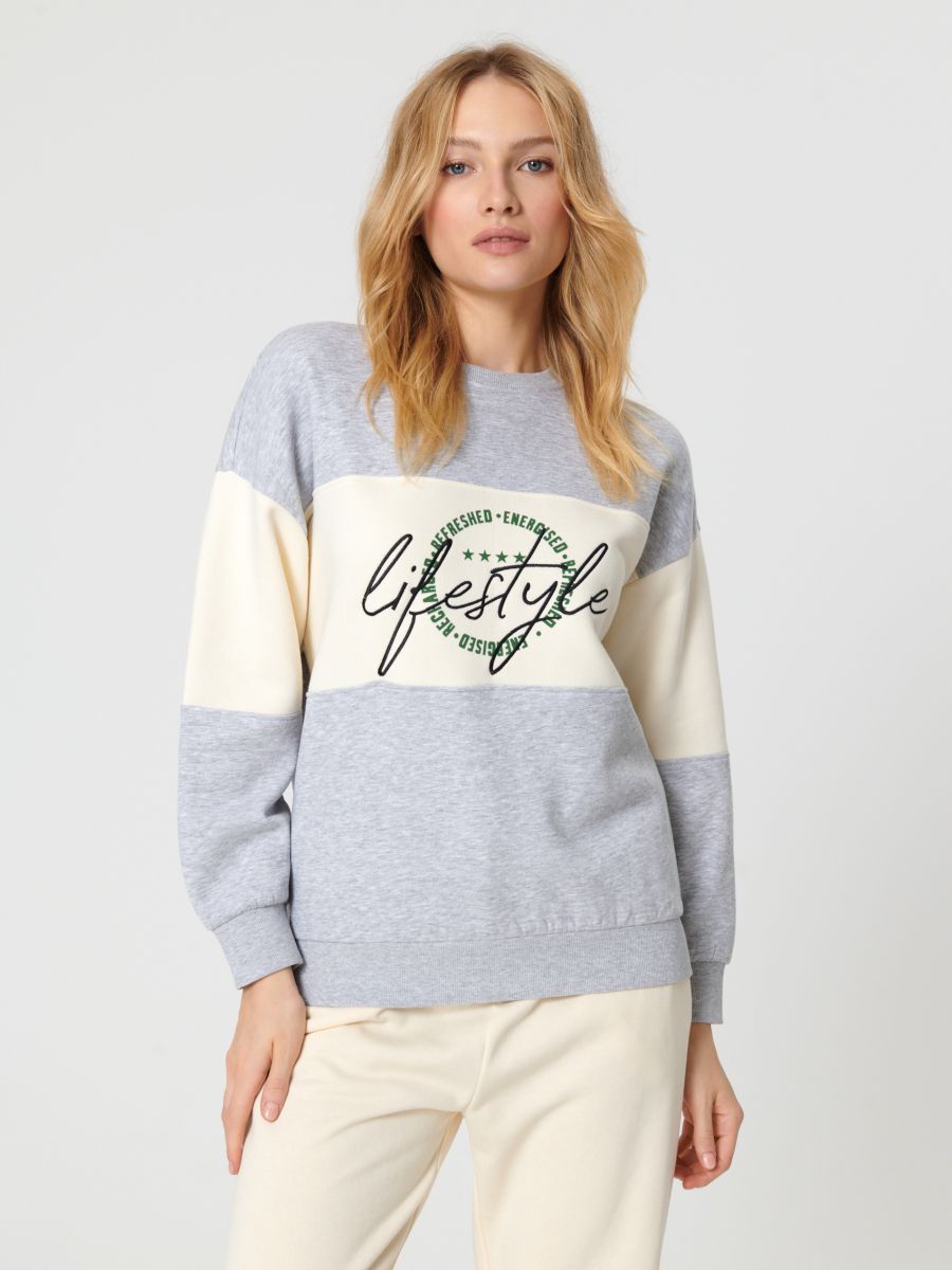 Bluza z nadrukiem Kolor wielobarwny  4518X-MLC