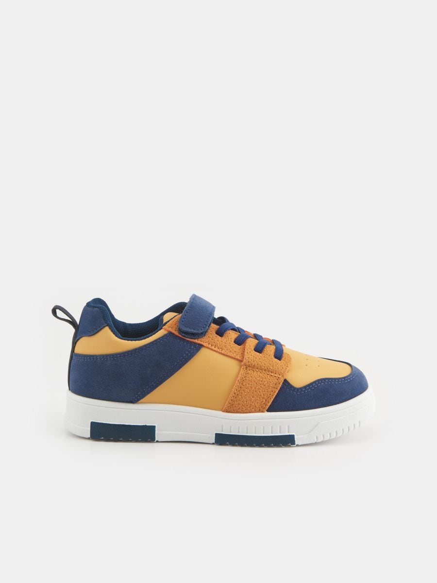 Sneakersy Kolor żółty  7556R-18X