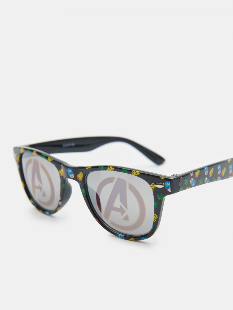 Okulary przeciwsłoneczne Marvel Kolor czarny  7284R-99X