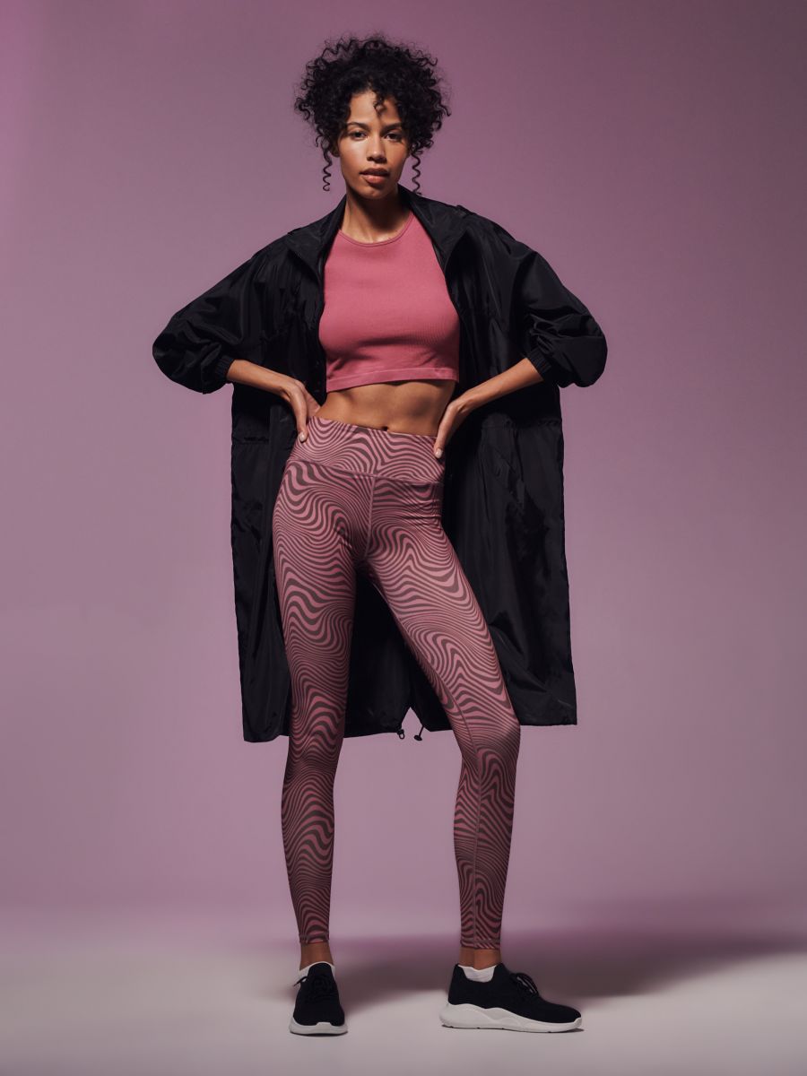 Crop top w prążki GYM HARD Kolor różowy  4473F-40X