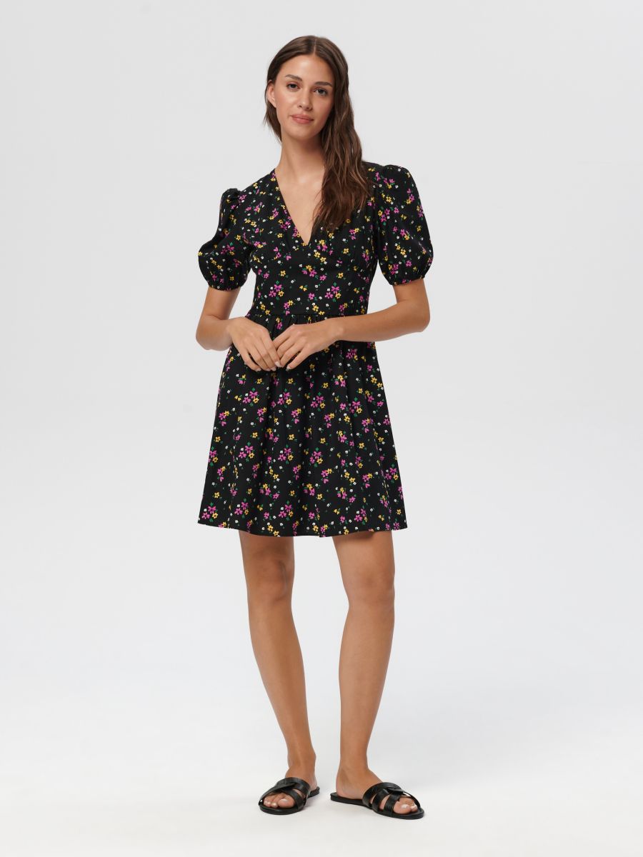 Sukienka mini w kwiaty Kolor czarny  YC746-99X