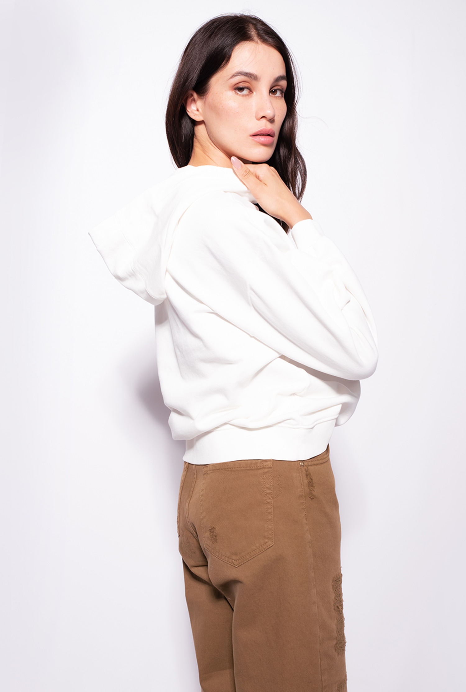 Sweatshirt with Wanted print