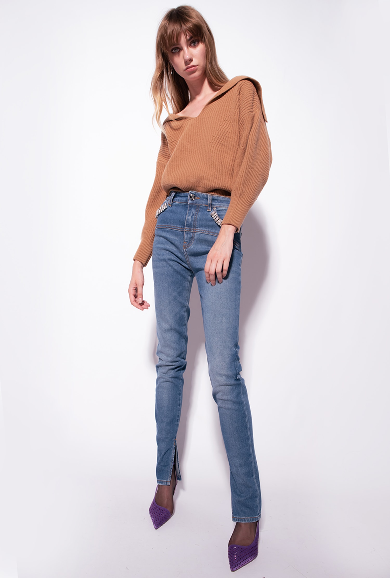 Skinny jeans with rhinestones