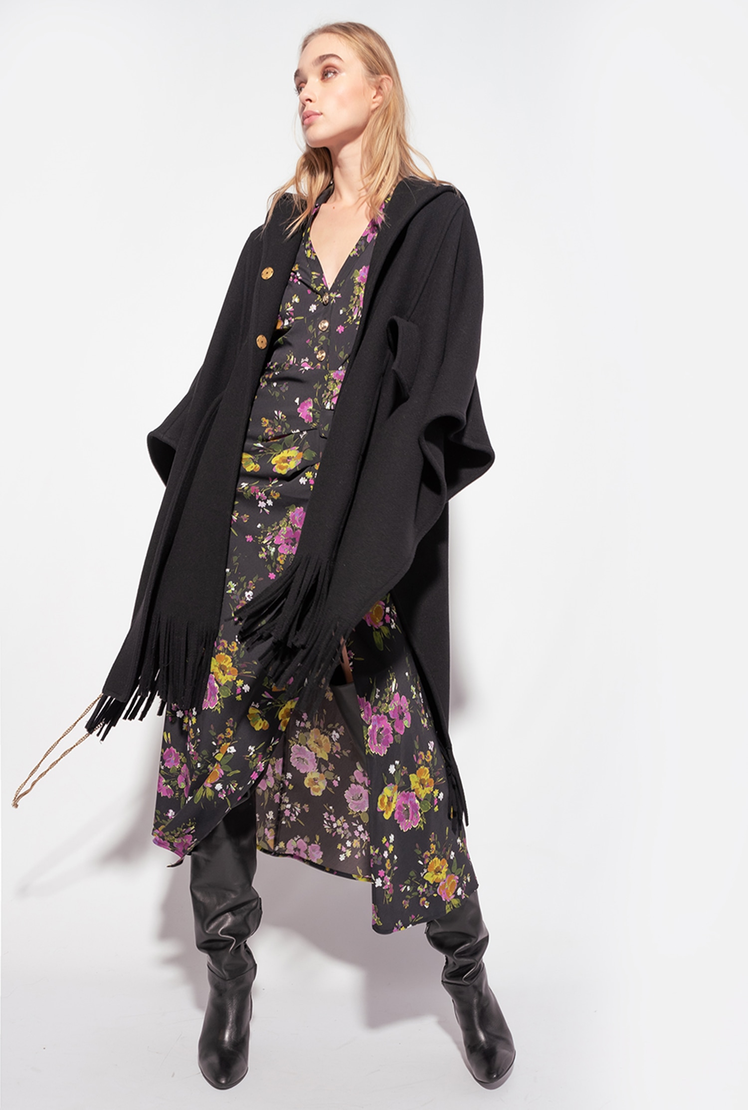 Hooded cape with fringing