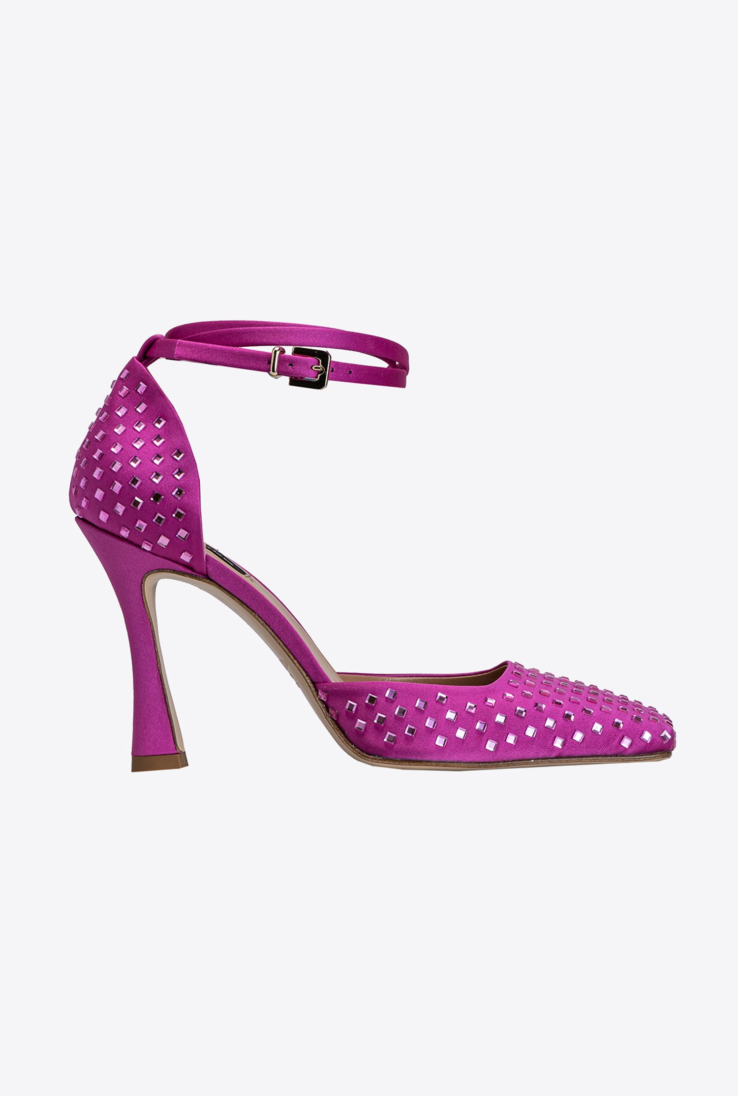 Heeled shoes with rhinestones