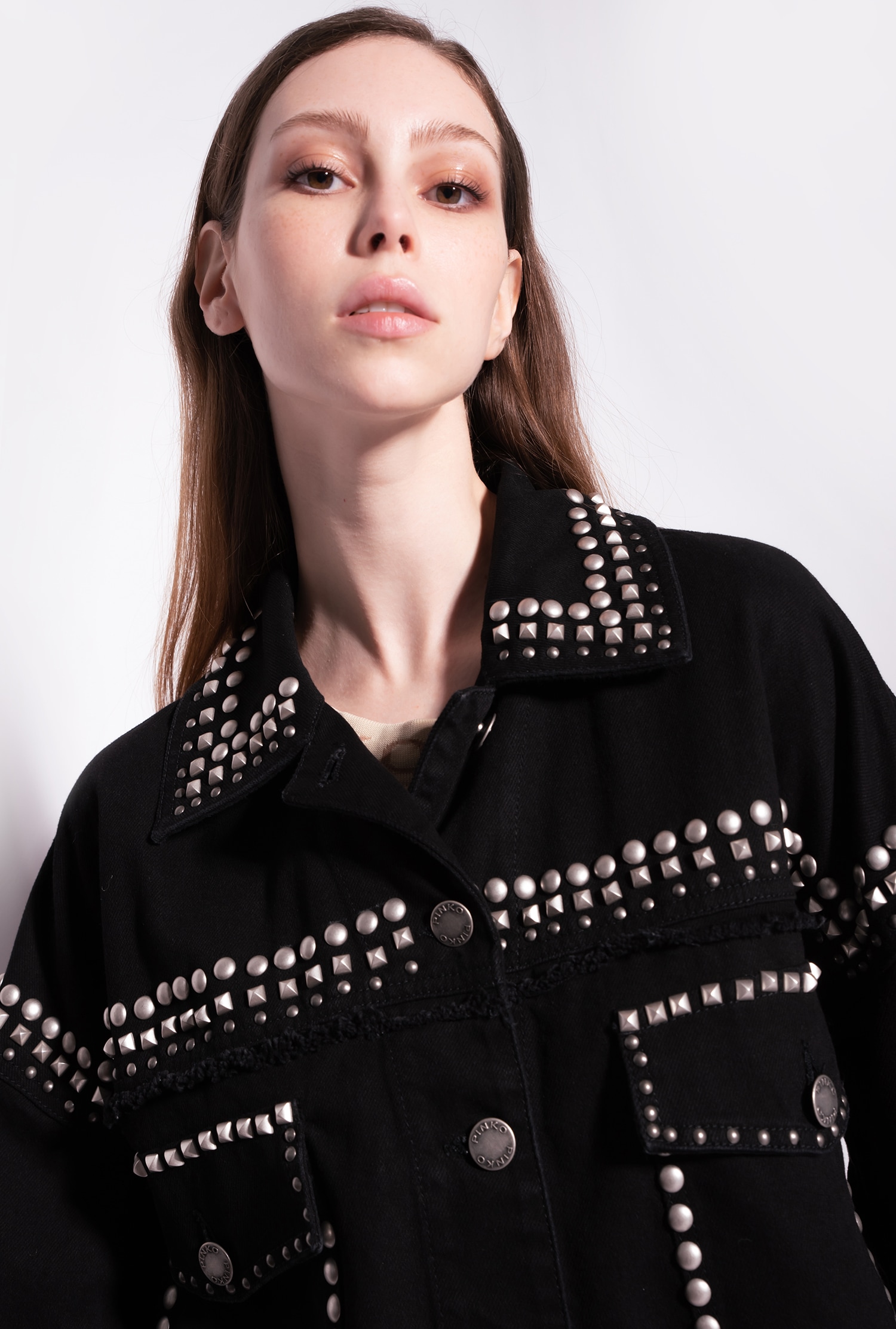 Bull fabric jacket with studs