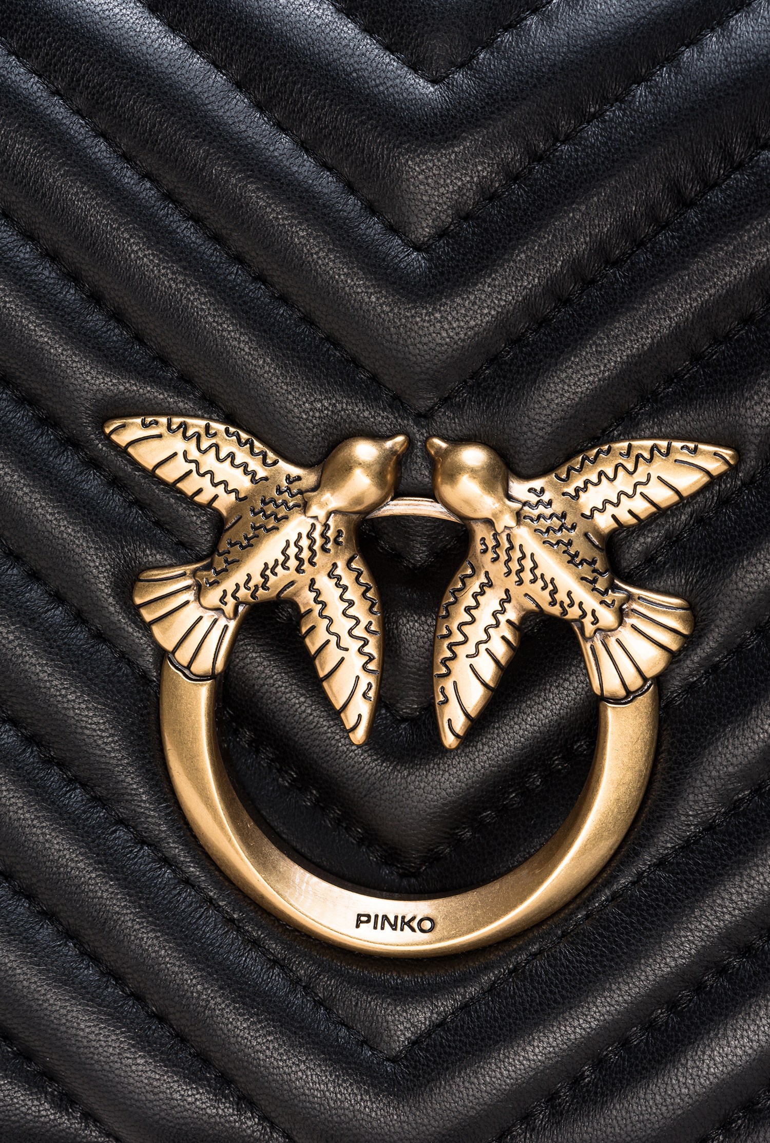 Classic Love Bag Click V Quilt