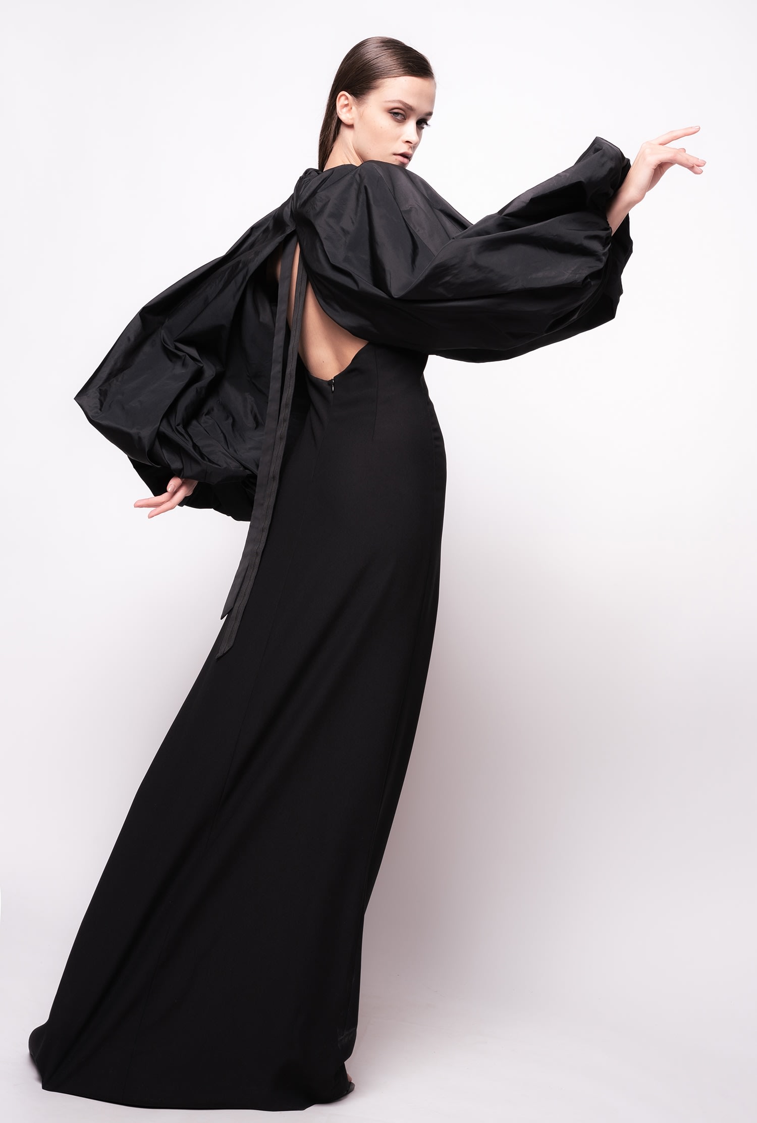 Taffeta shrug with balloon sleeves