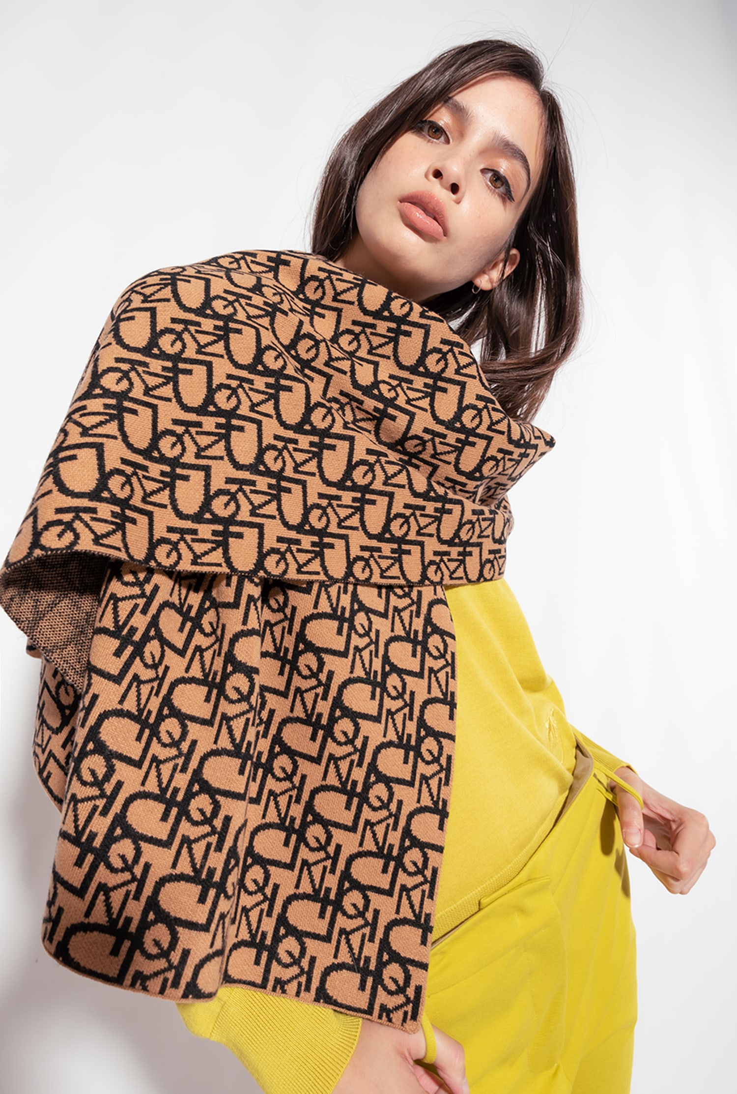 Cashmere jacquard scarf