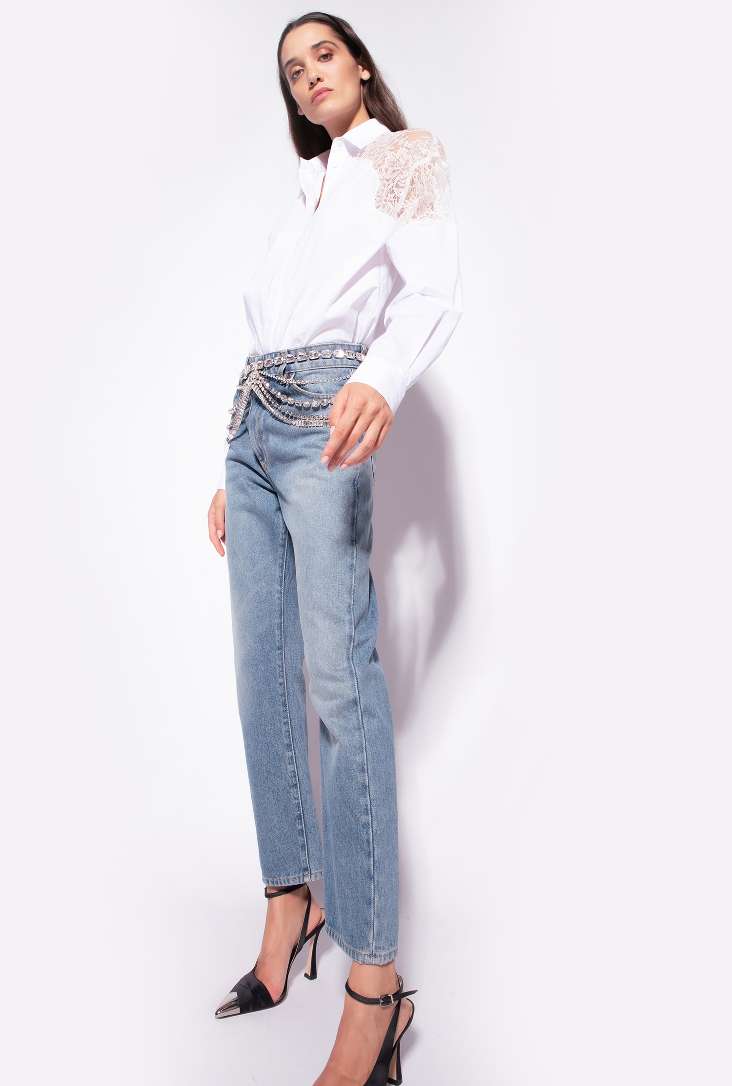 Jeans with jewel chains