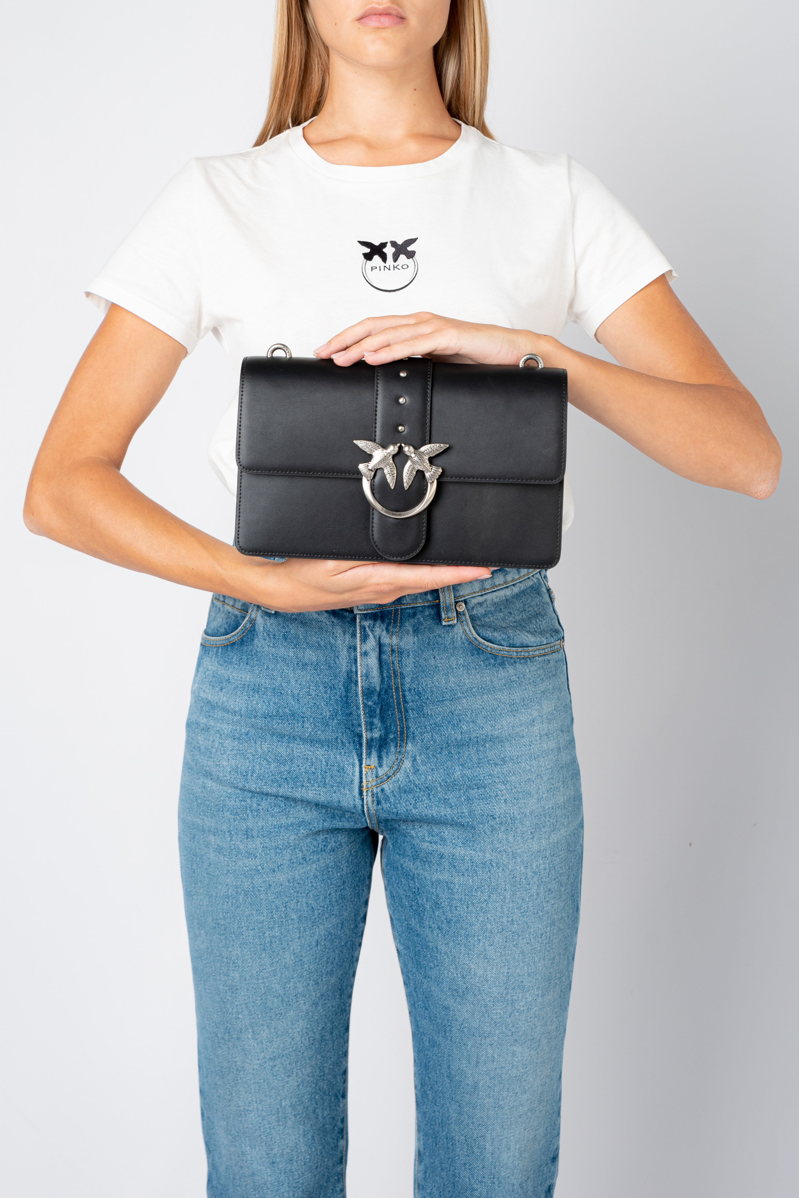 Classic Love Bag Icon Simply