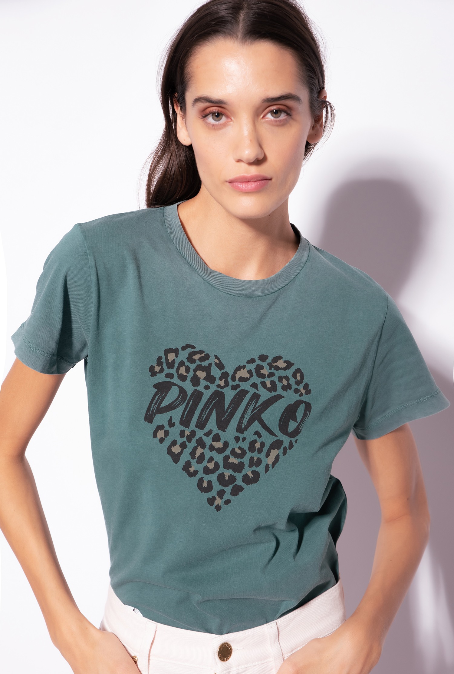T-shirt with spotted heart