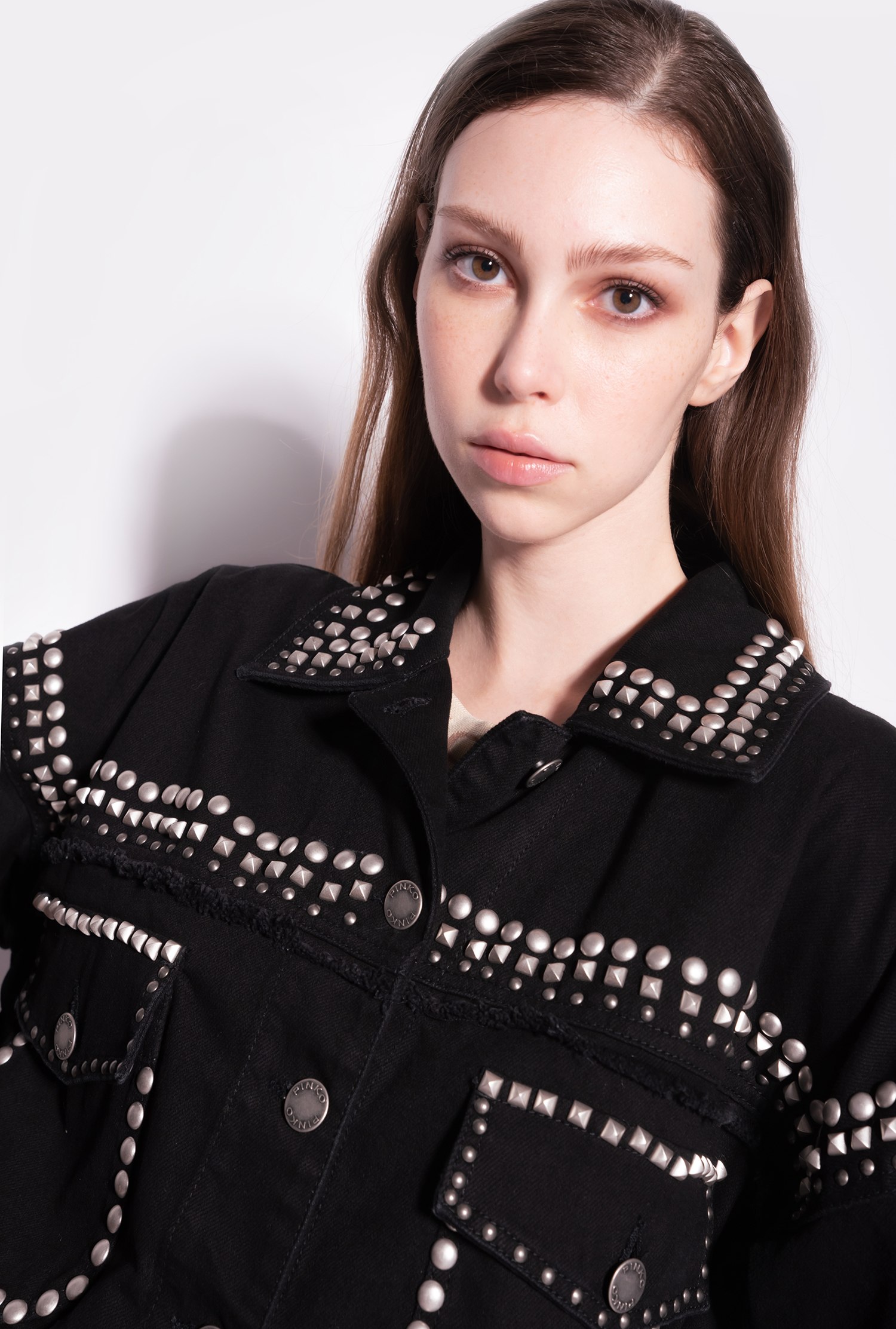 Bull fabric jacket with studs