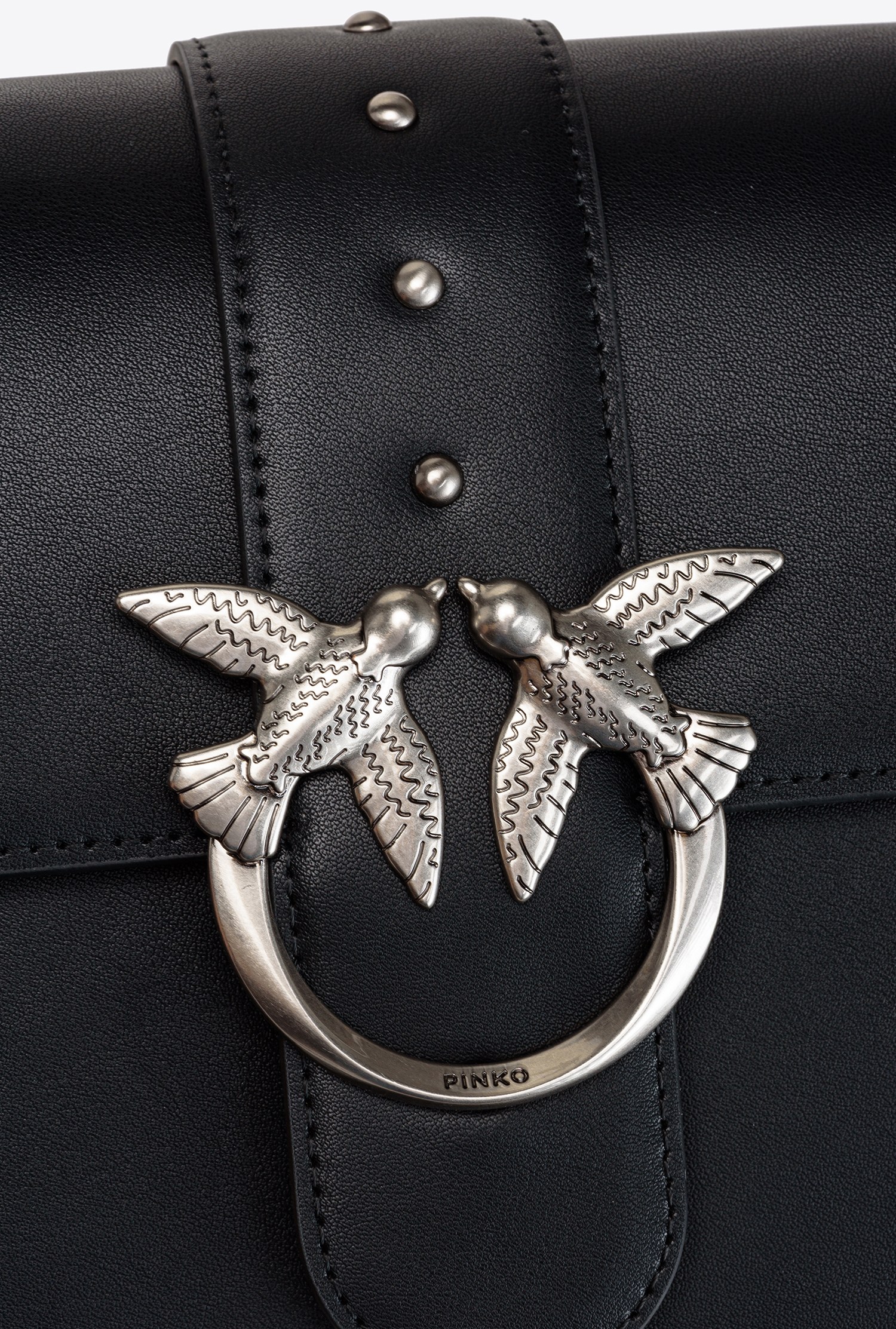 Classic Love Bag Icon Simply