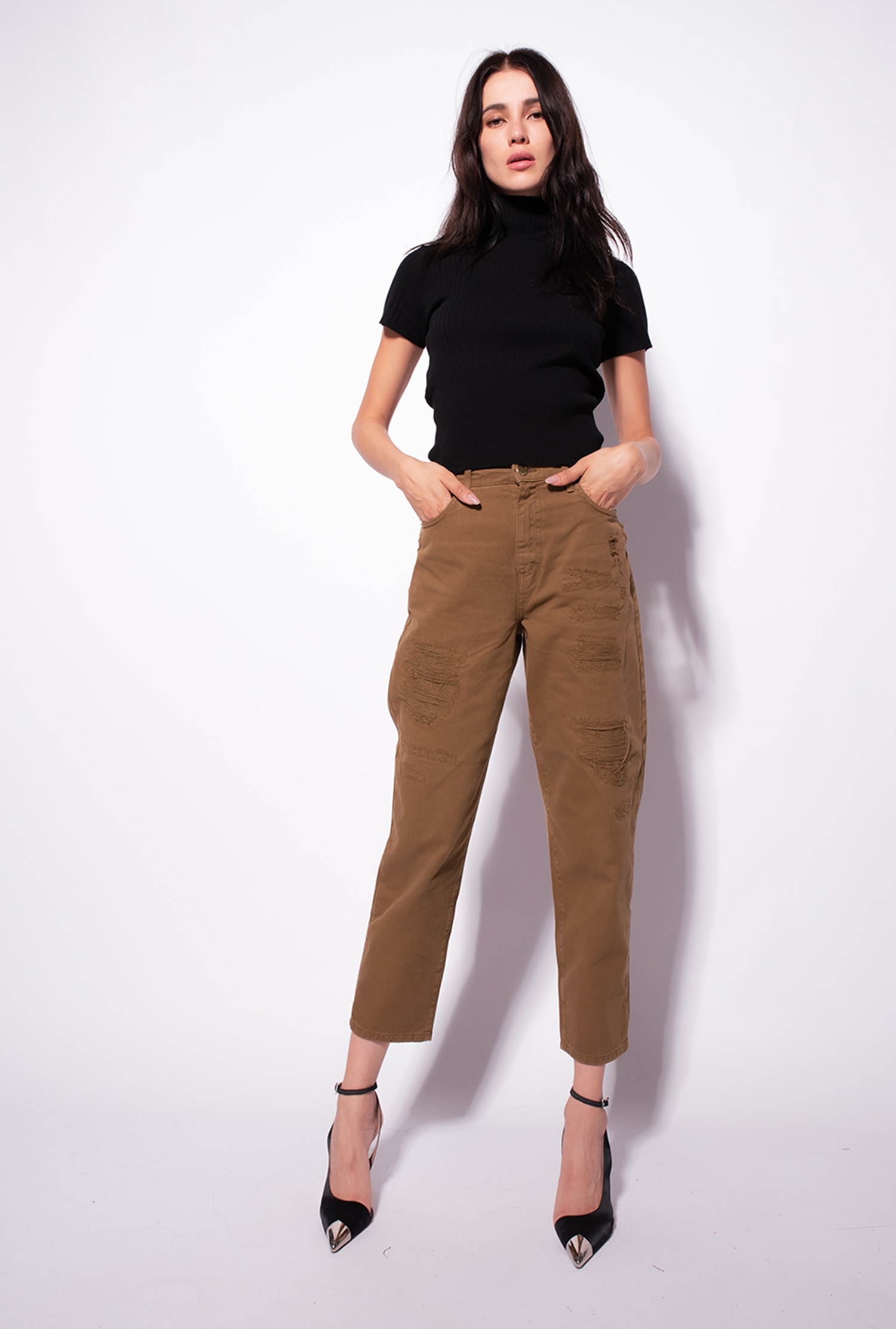 Short-sleeved ribbed top