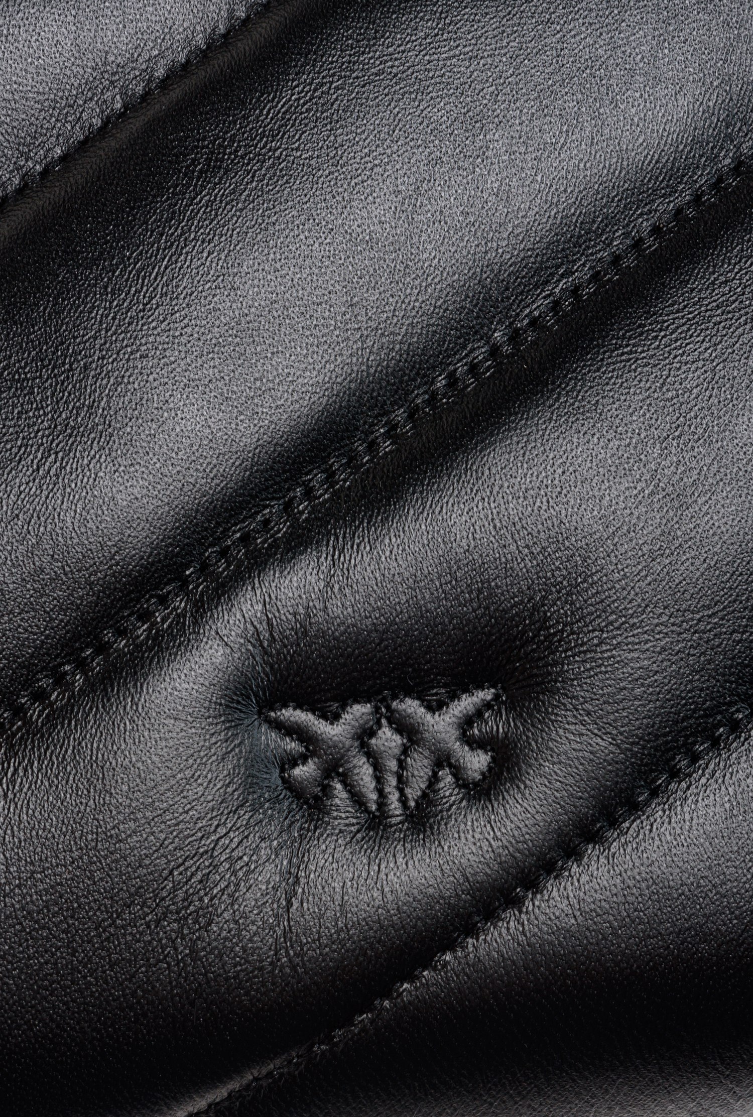 Classic Love Bag Puff Maxi Quilt