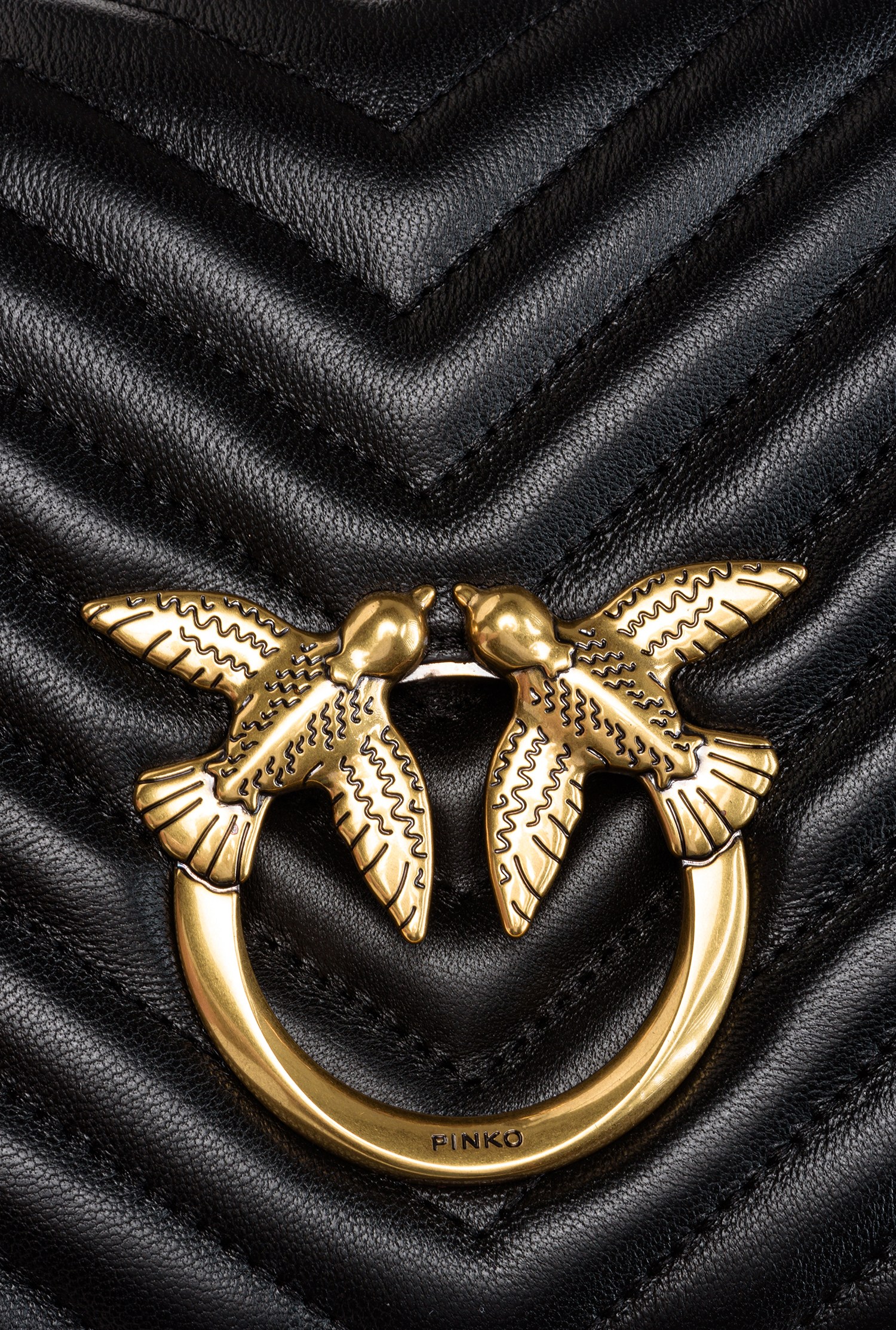 Classic Love Bag Click Chevron