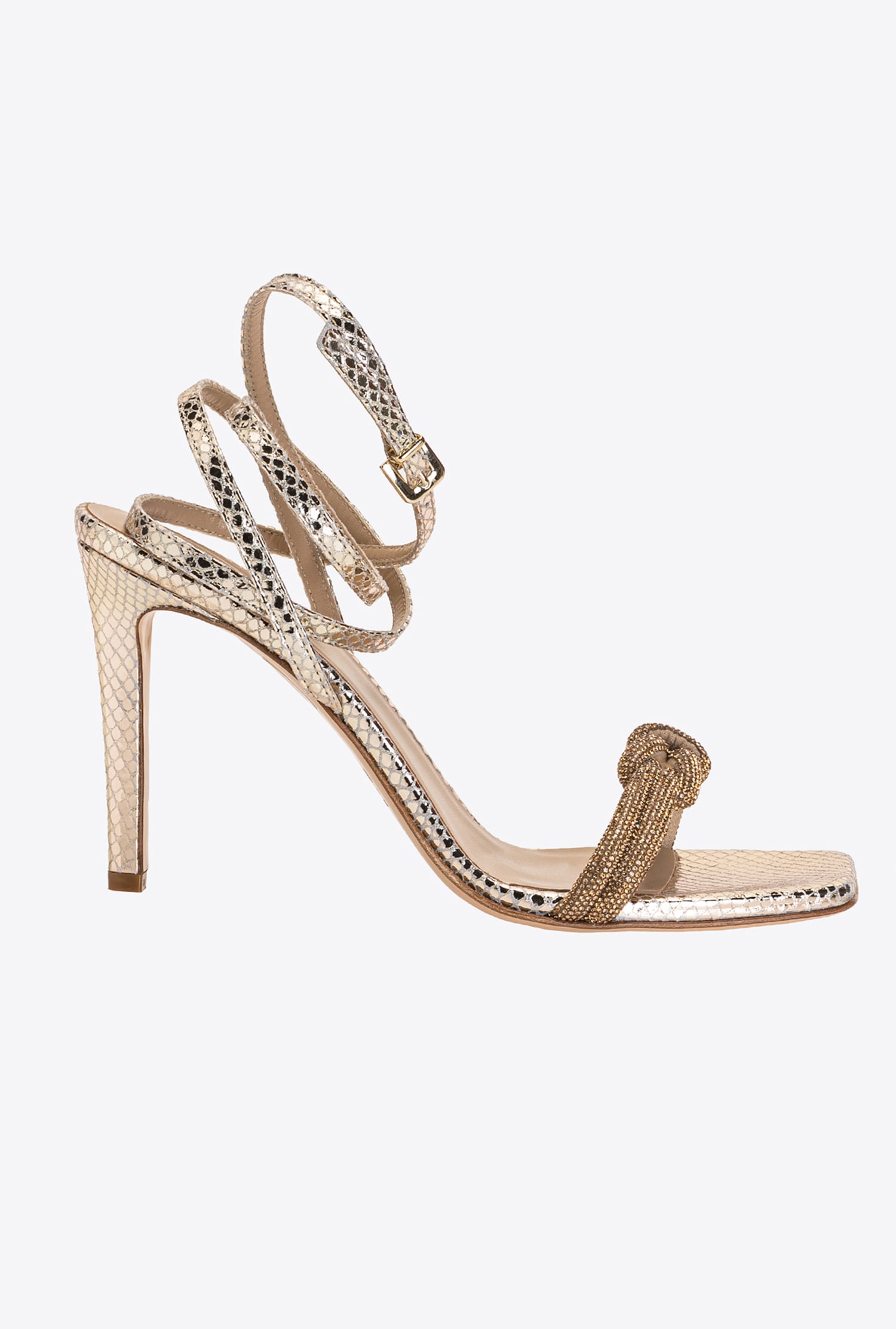 Sandals with rhinestone knot