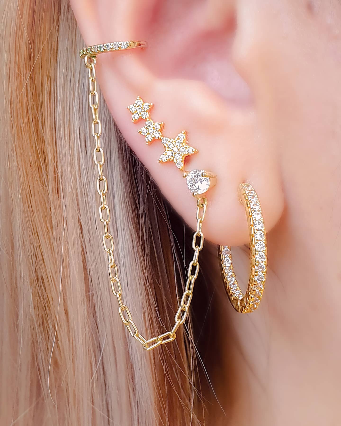 Ear cuff con cadena
