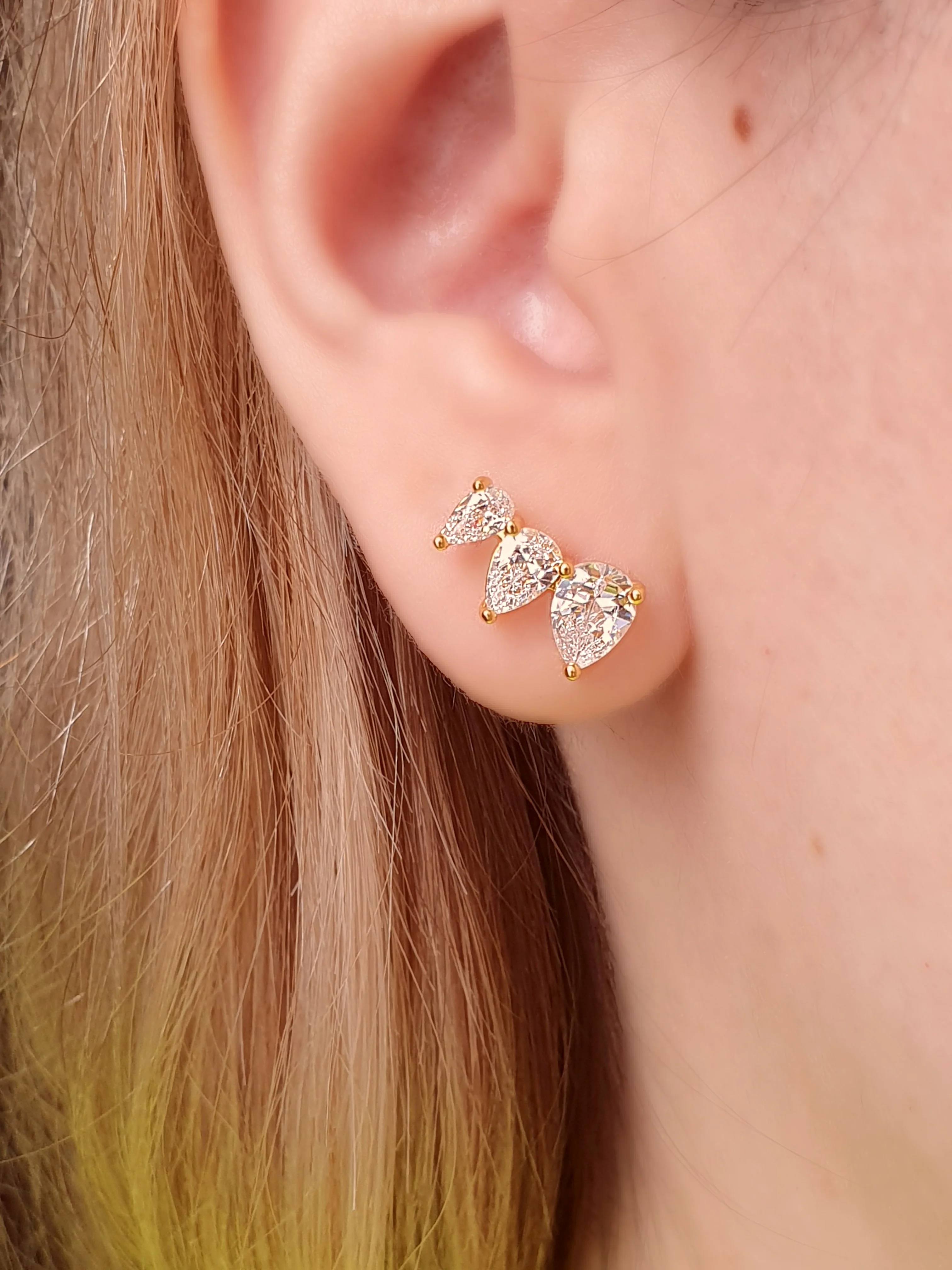 Studs zirconias ovalada