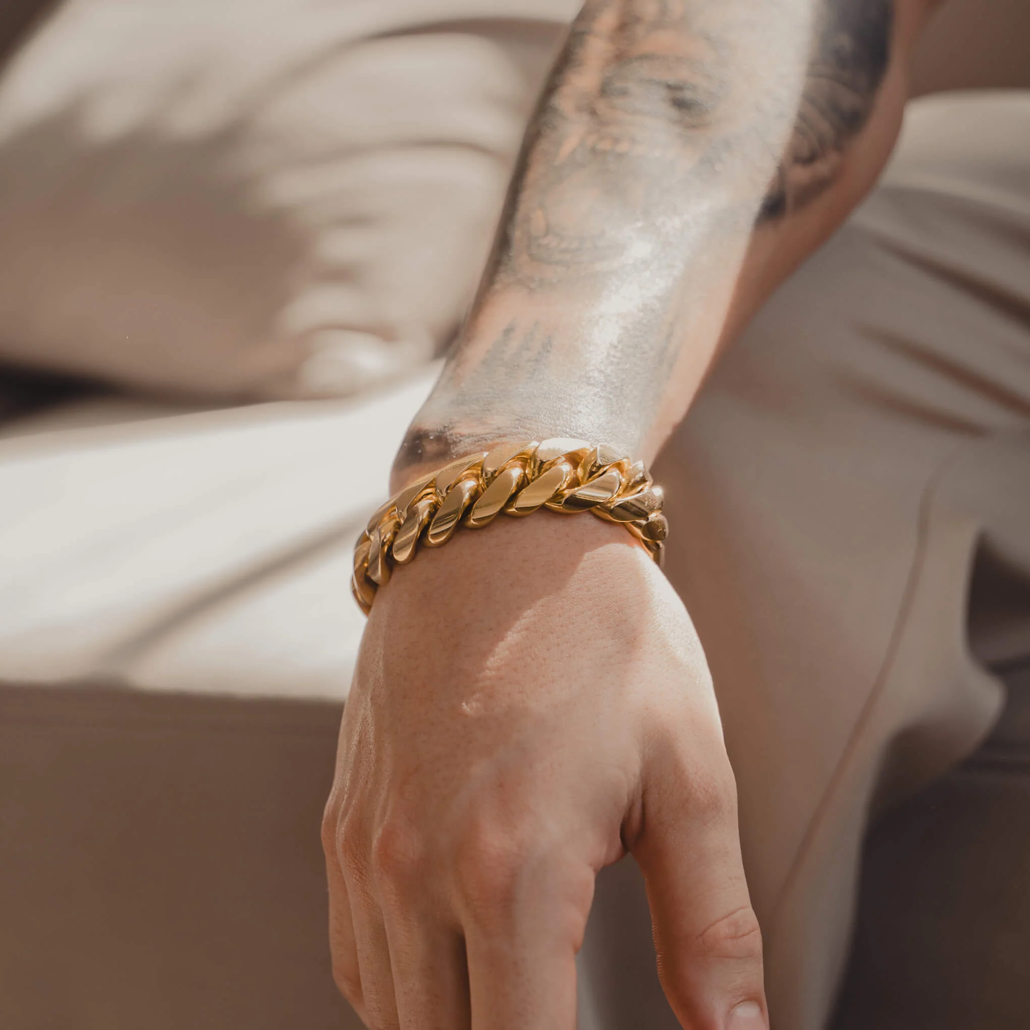 Miami Cuban Link Bracelet - 18mm