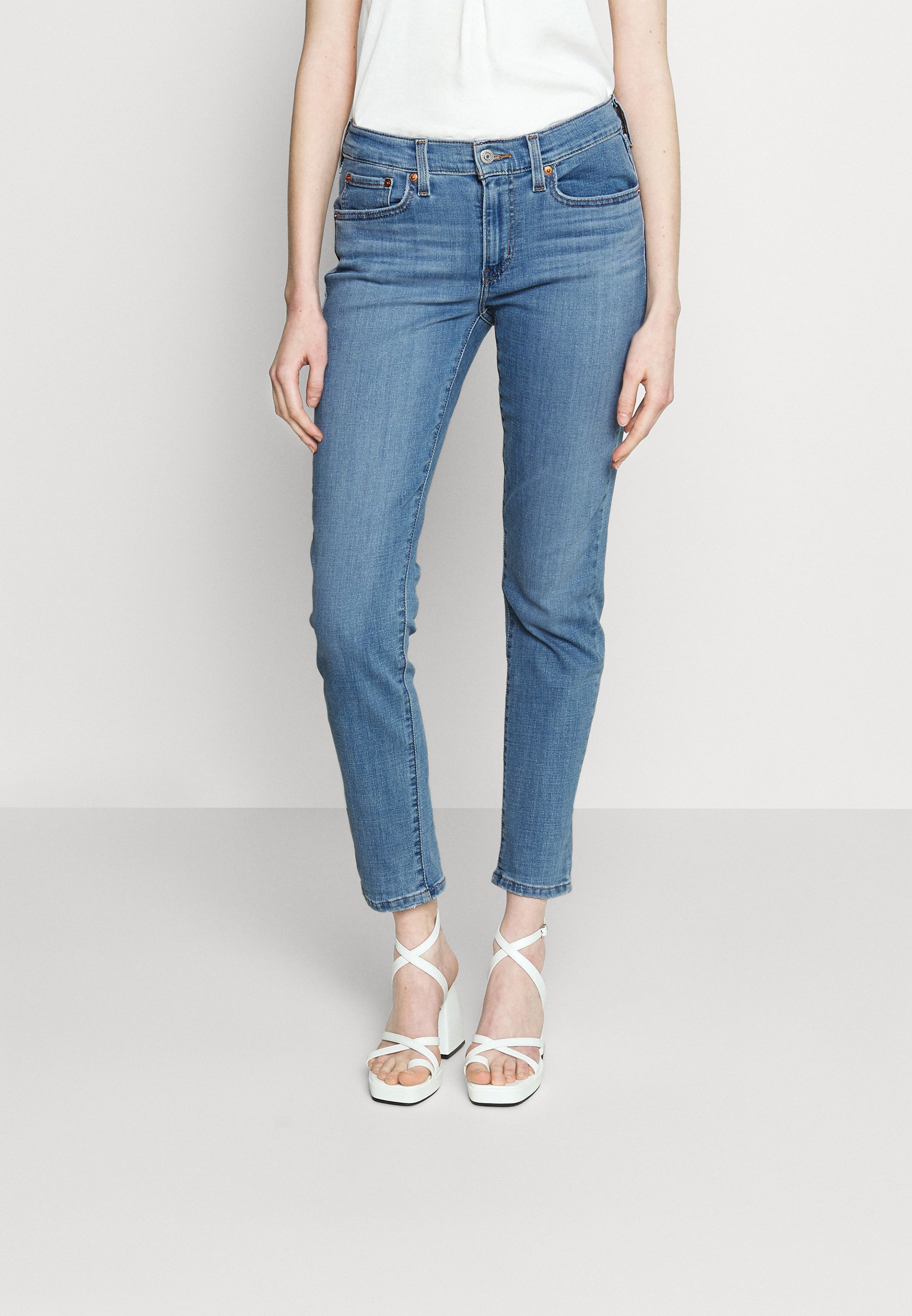 Levi's® MID RISE BOYFRIEND - Slim fit jeans - lapis topic/blue denim