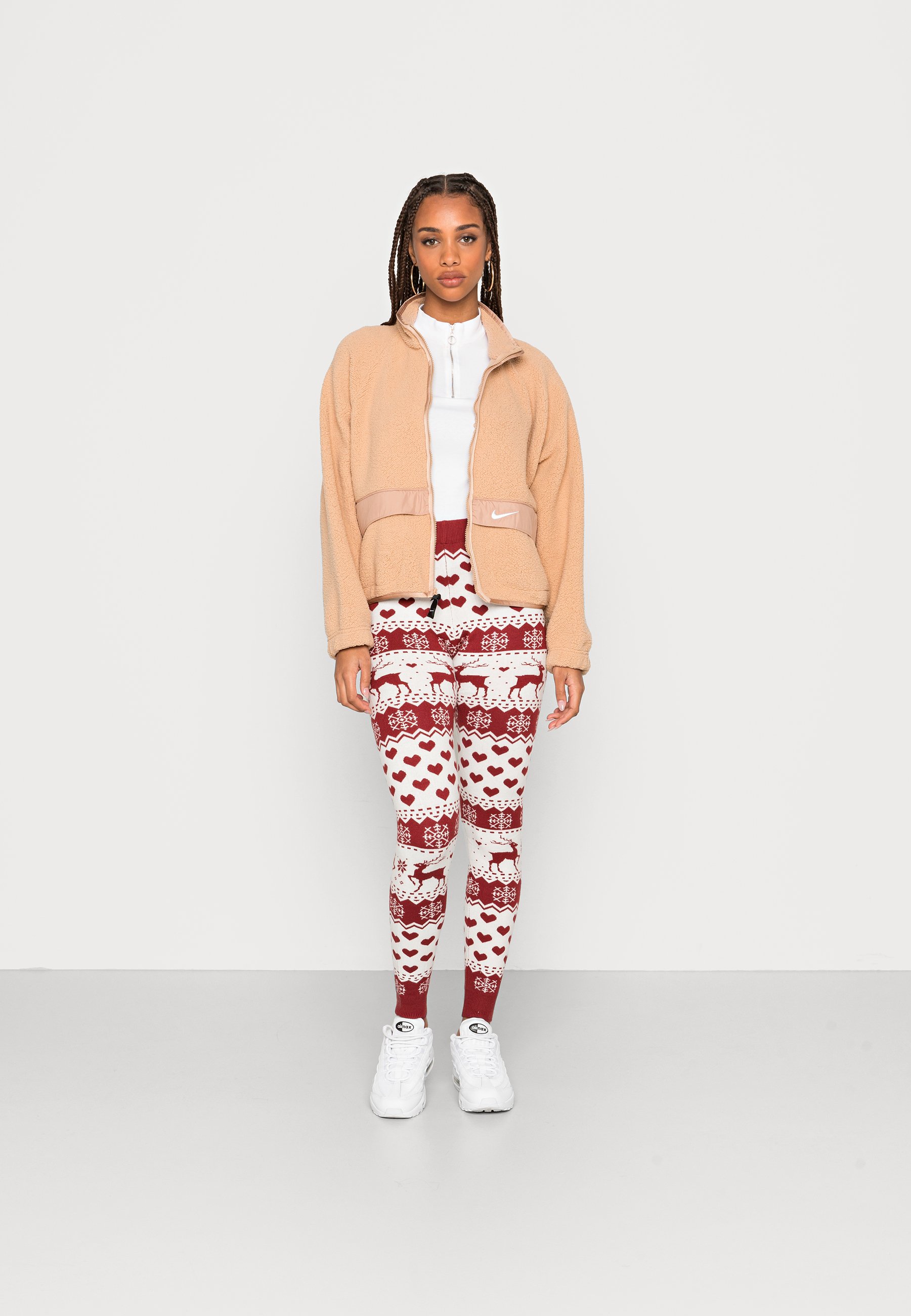 ONLY ONLXMAS DEER PANTS  - Trousers - cloud dancer pattern blood red jacquard/beige