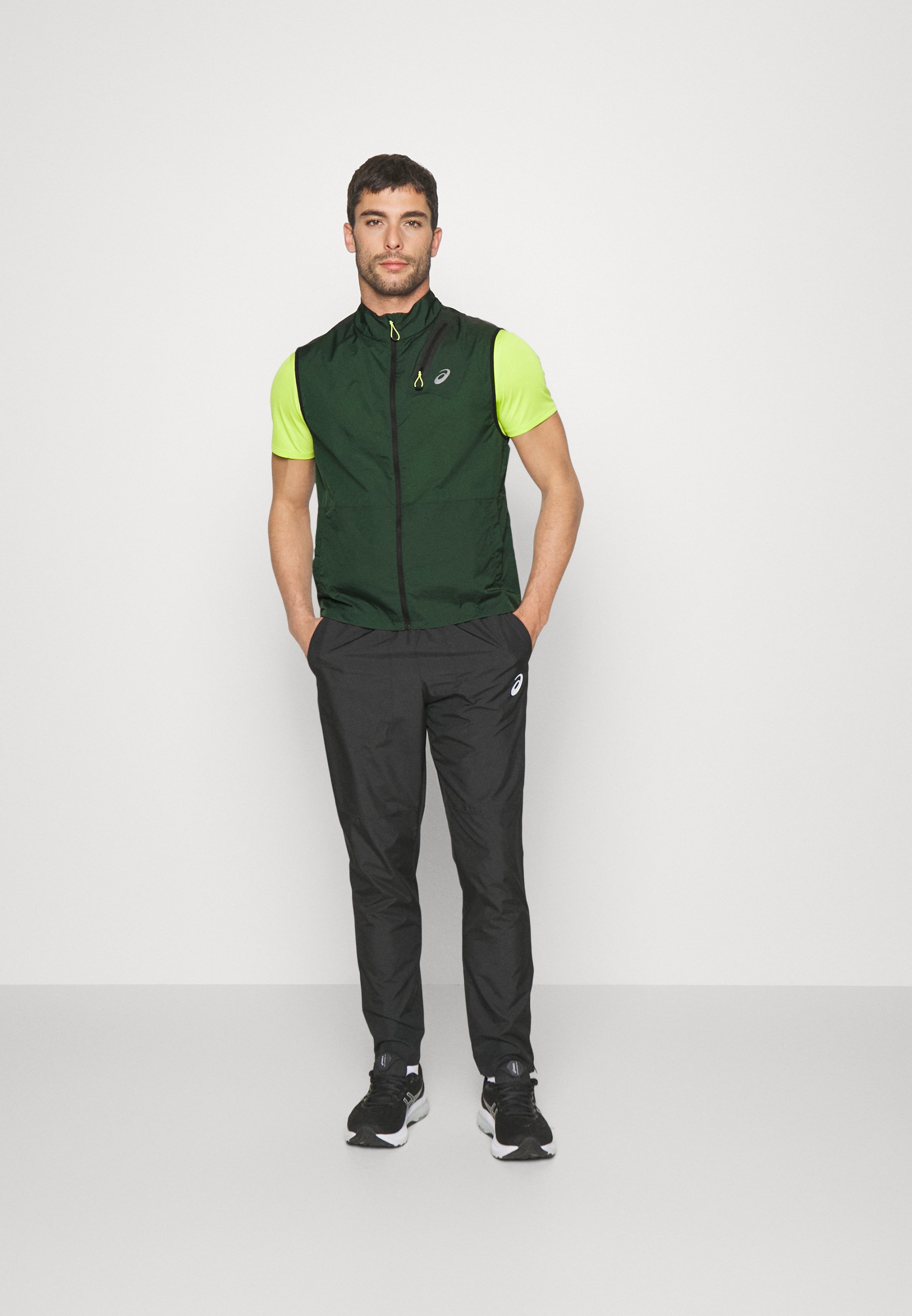 ASICS METARUN PACKABLE VEST - Waistcoat - rain forest/dark green